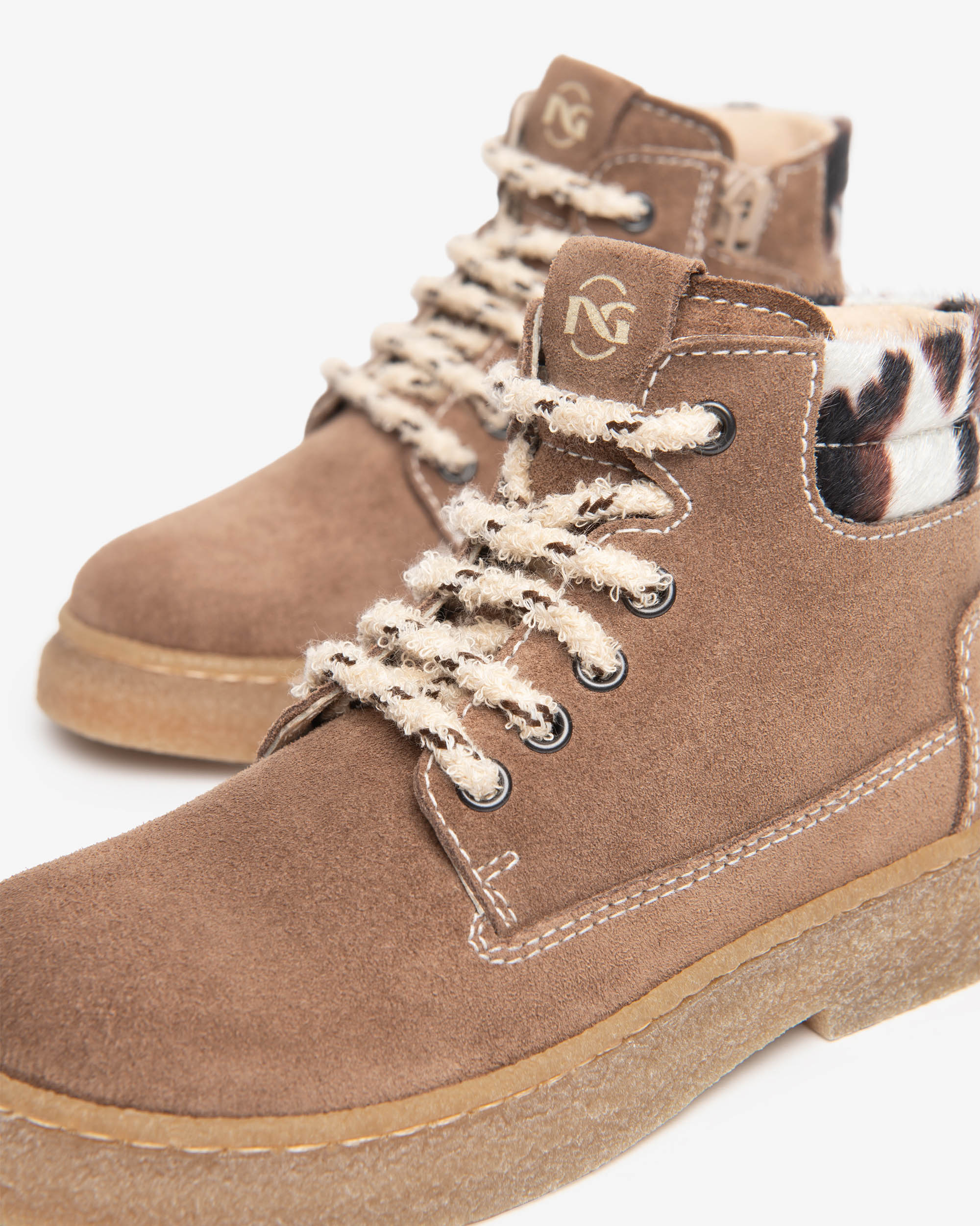 NeroGiardini Bottines Fille Velours Taille 28