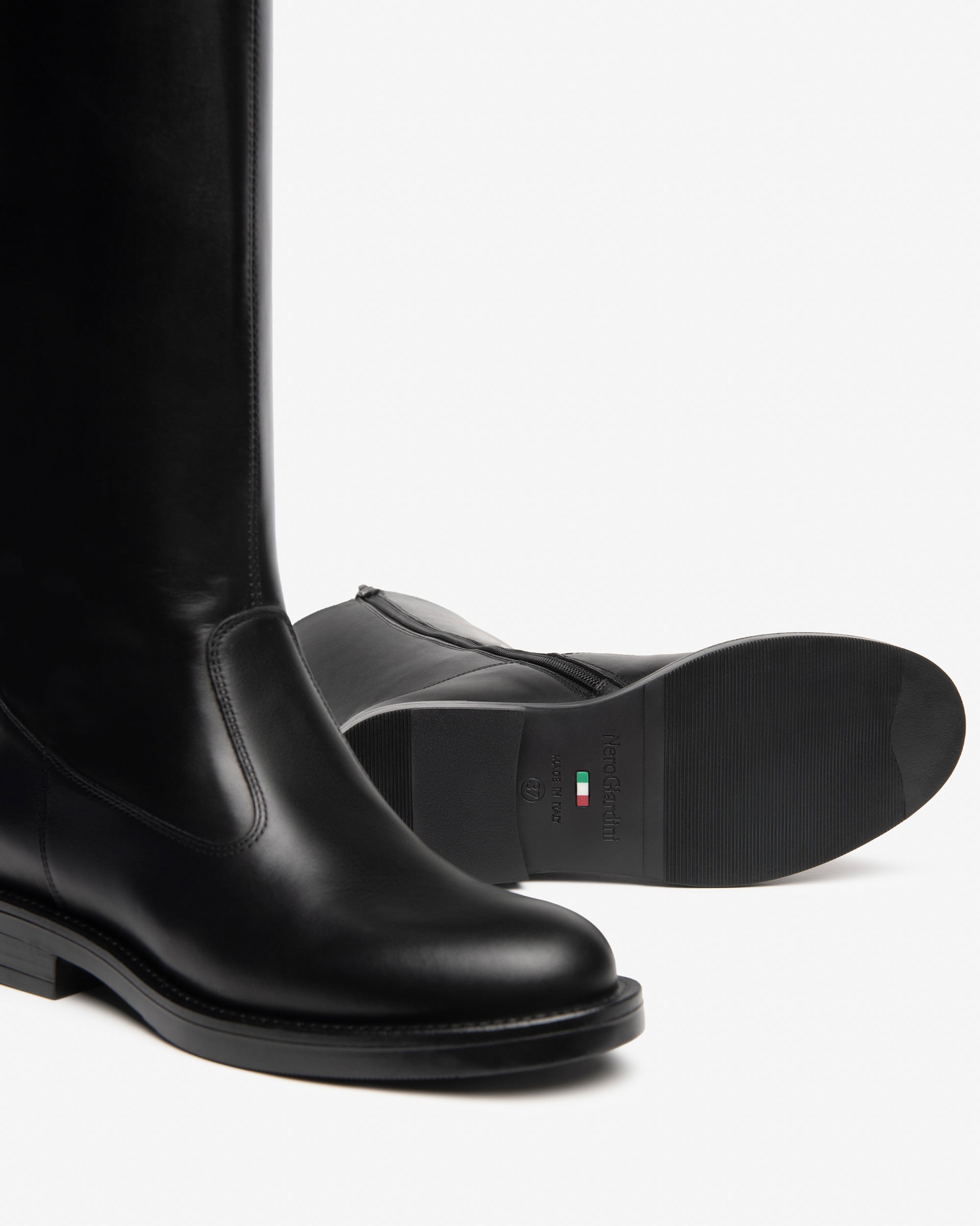 Nerogiardini Bottes bottes cuir femme talon 30 mm