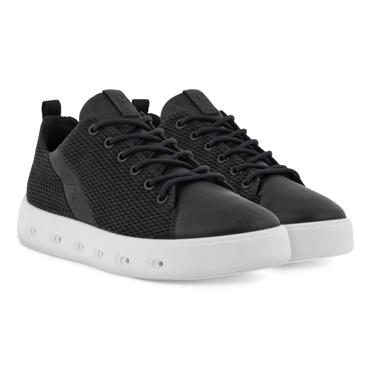 ECCO Street 720 baskets femme gore-tex noires
