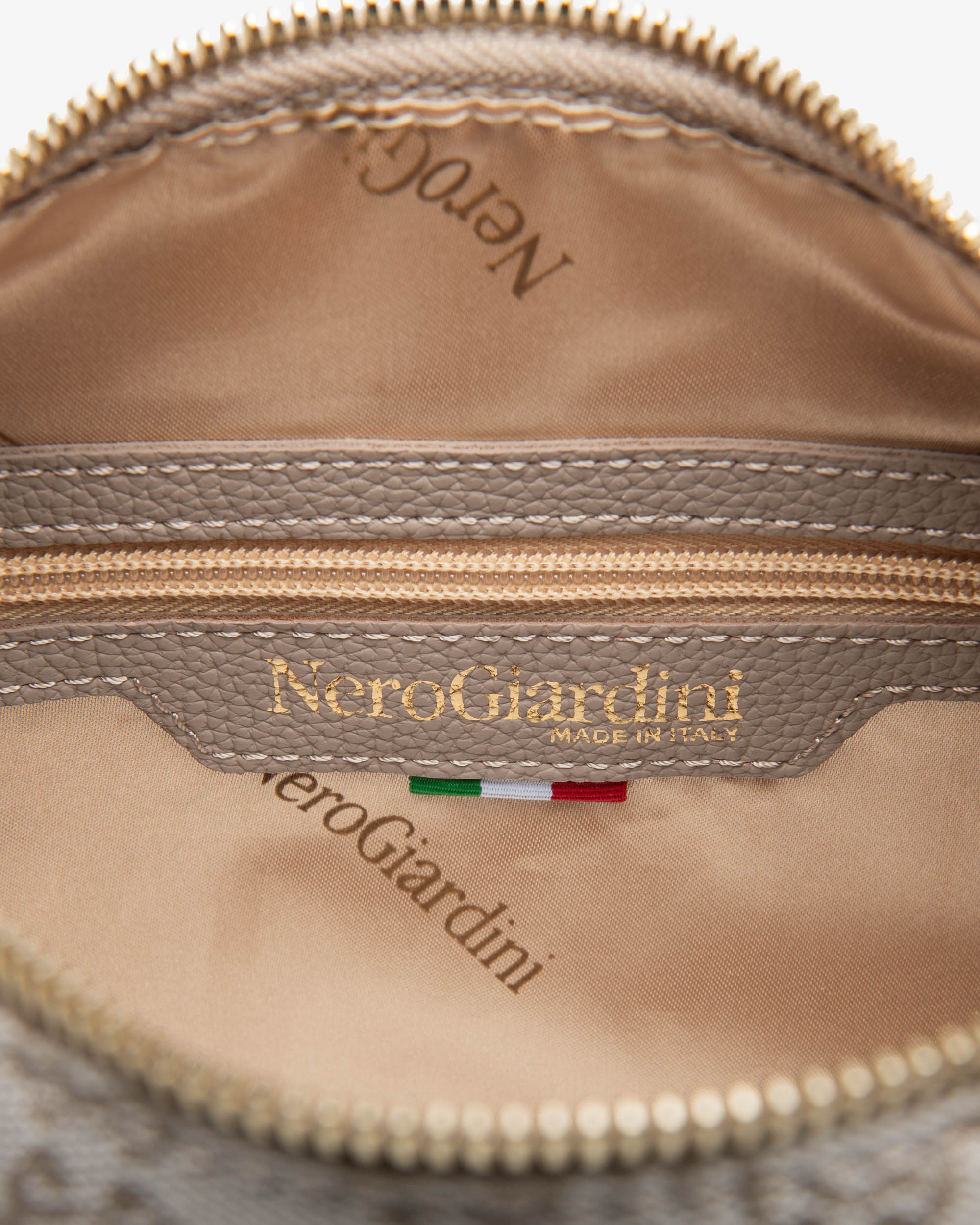 NeroGiardini Sac Bandoulière Femme Matière Technique