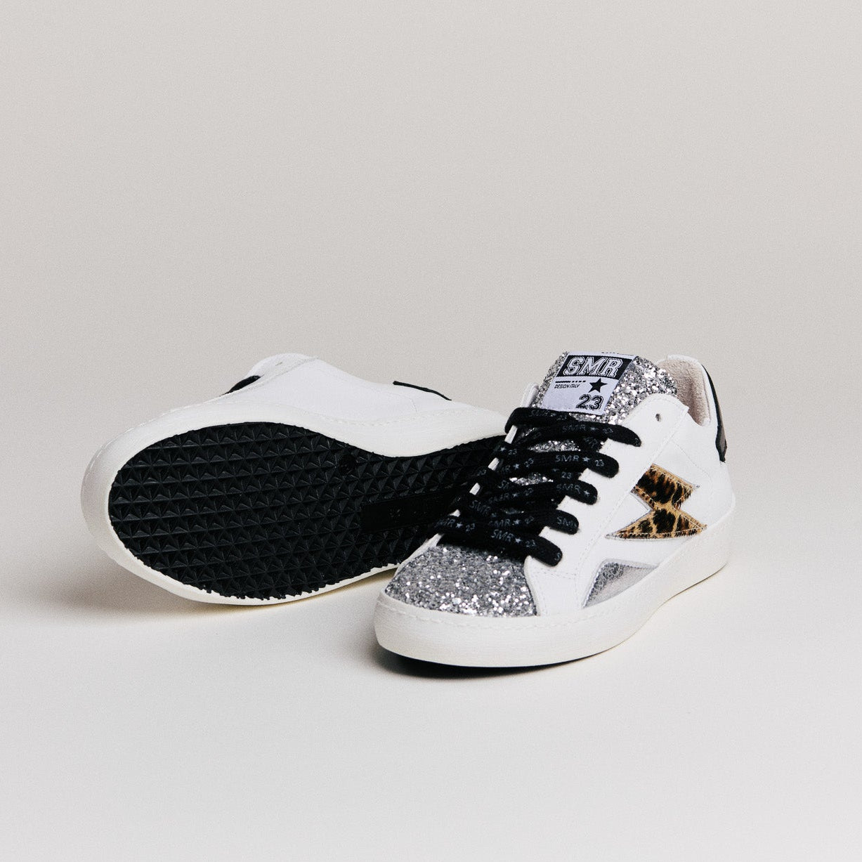 SMR Larry D587 basket cuir blanc léopard argent