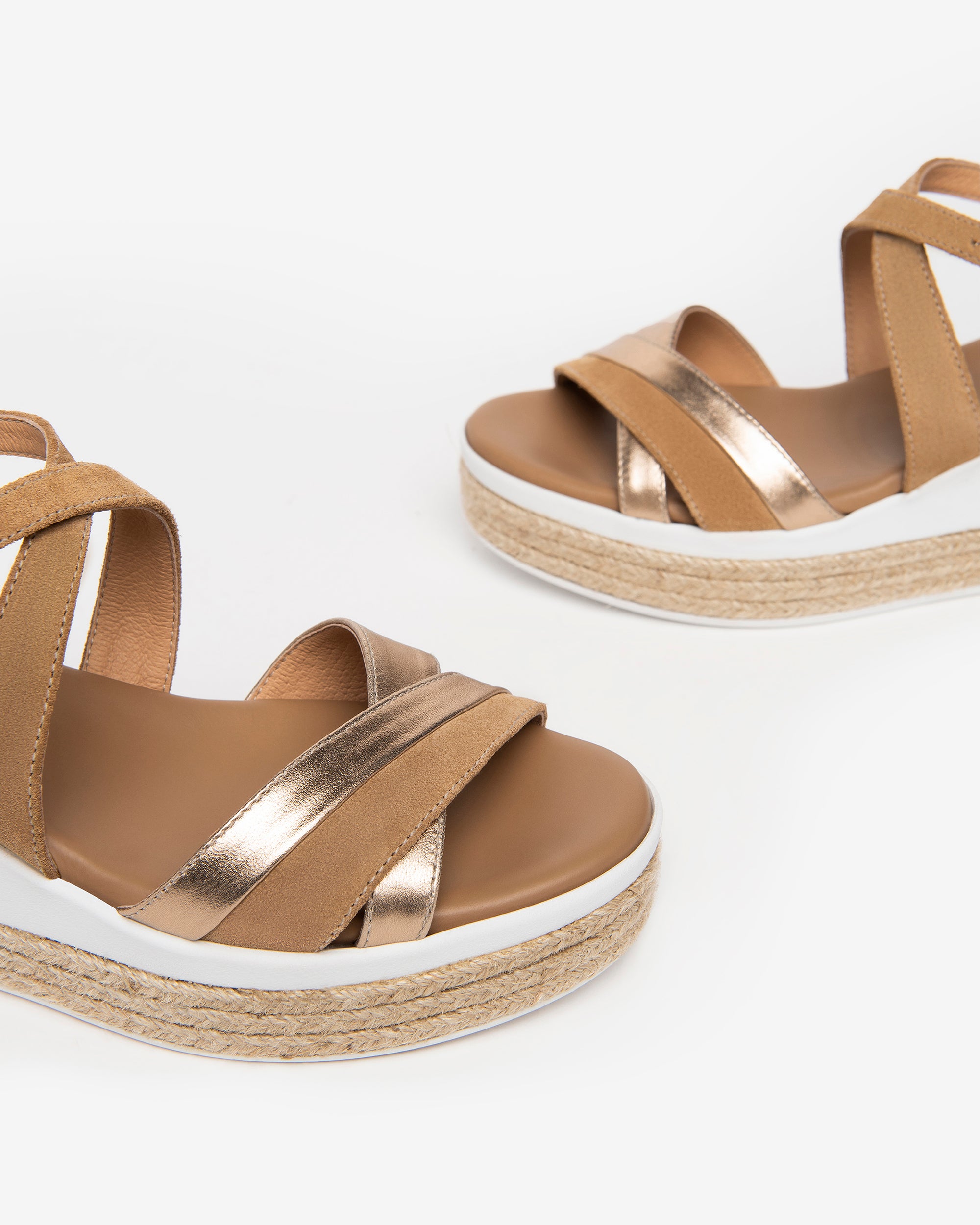 NeroGiardini Sandales Femme Cuir et Daim Italie