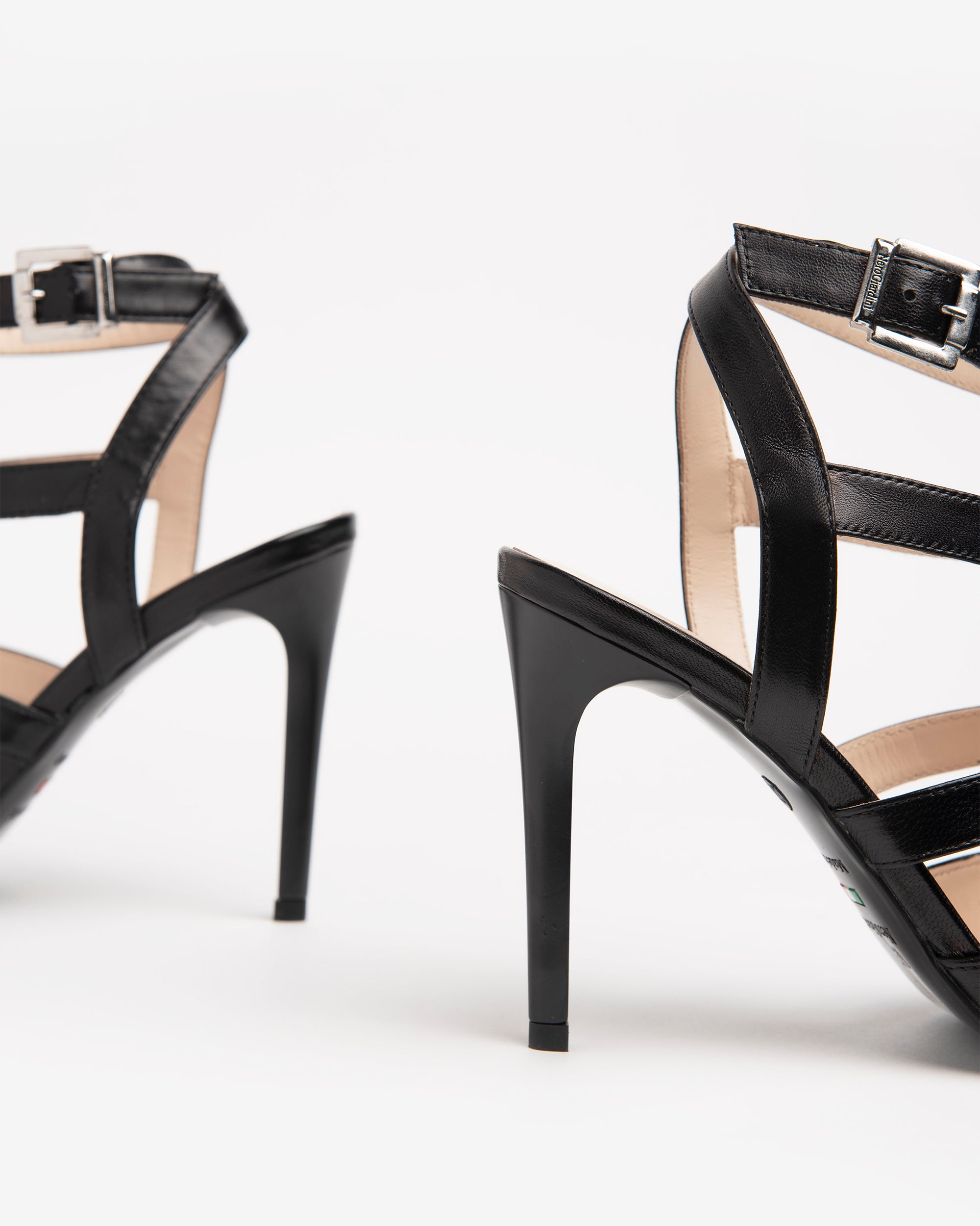NeroGiardini Escarpins Femme Nappa Strass Talon 9,5cm