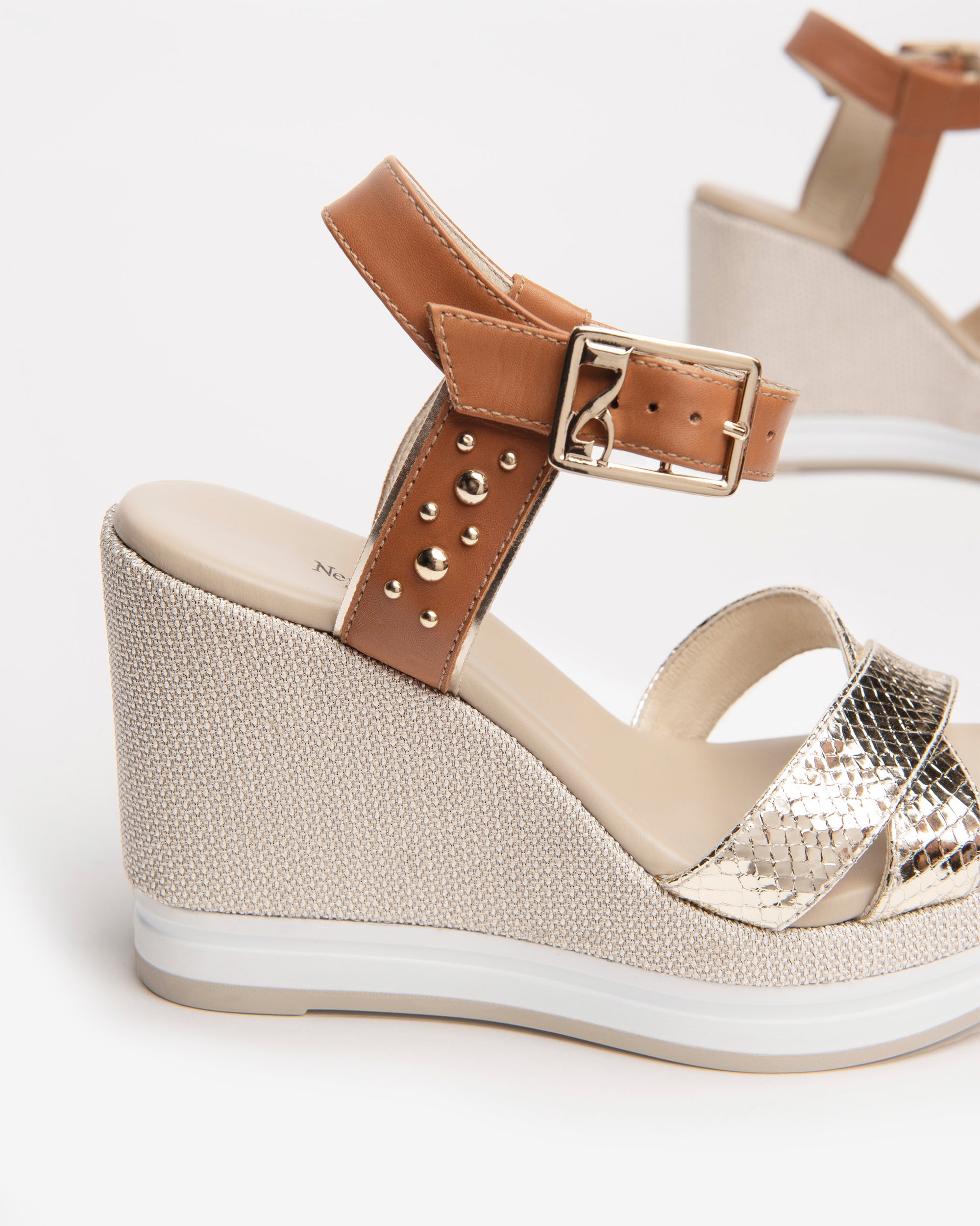 NeroGiardini Sandales Compensées Femme Cuir 38