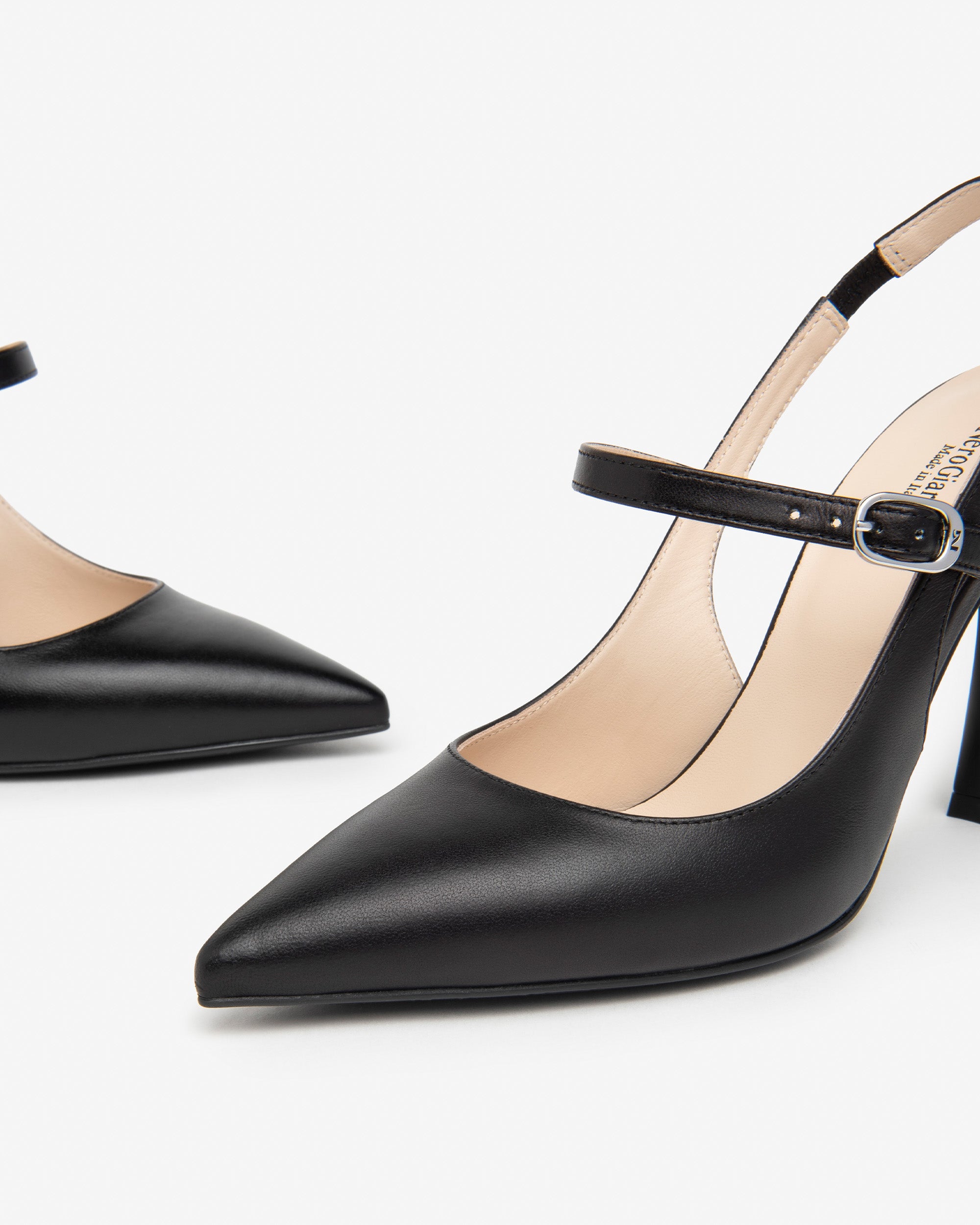 NeroGiardini Escarpins slingback cuir femme