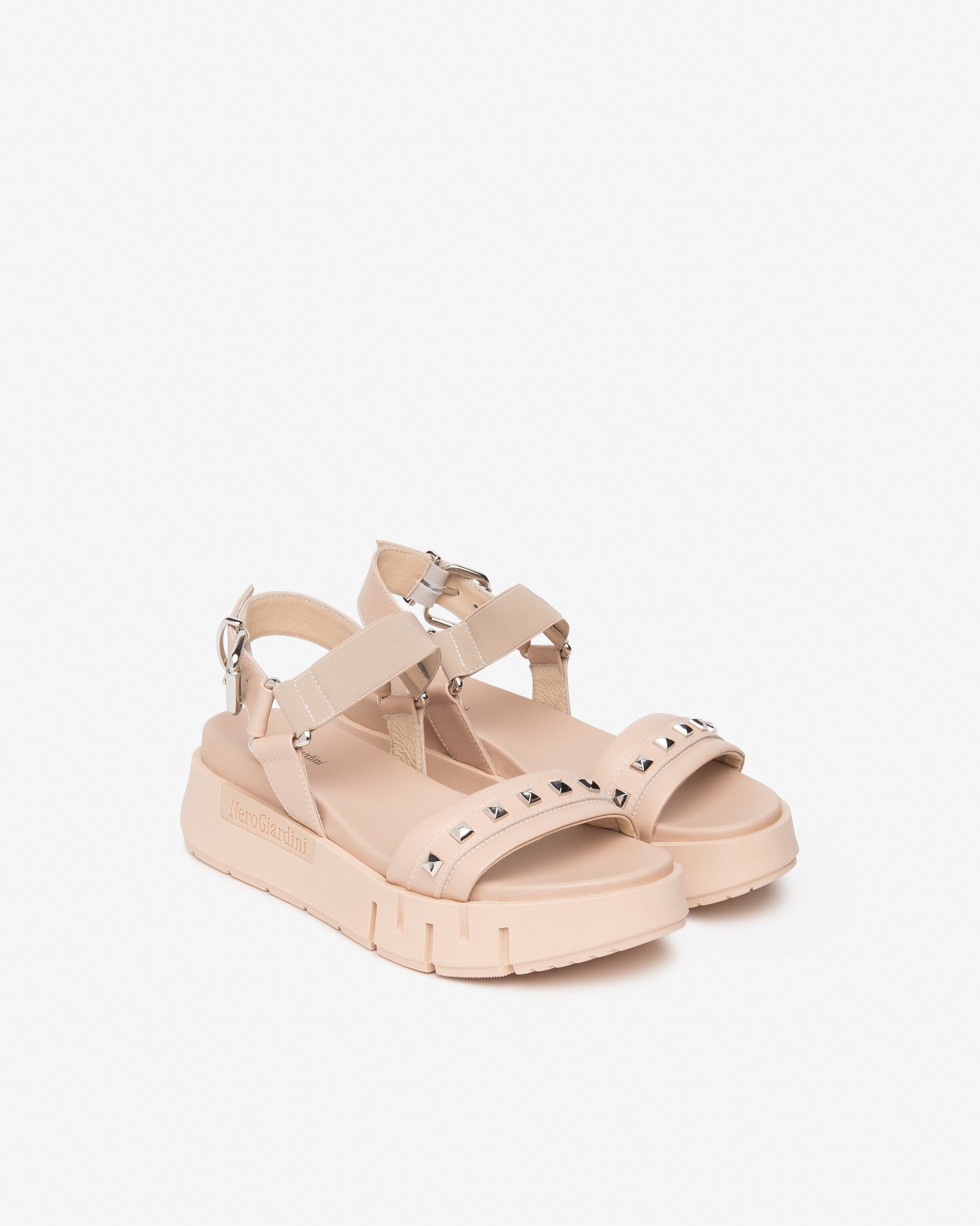 NeroGiardini Sandales sandales femme cuir été