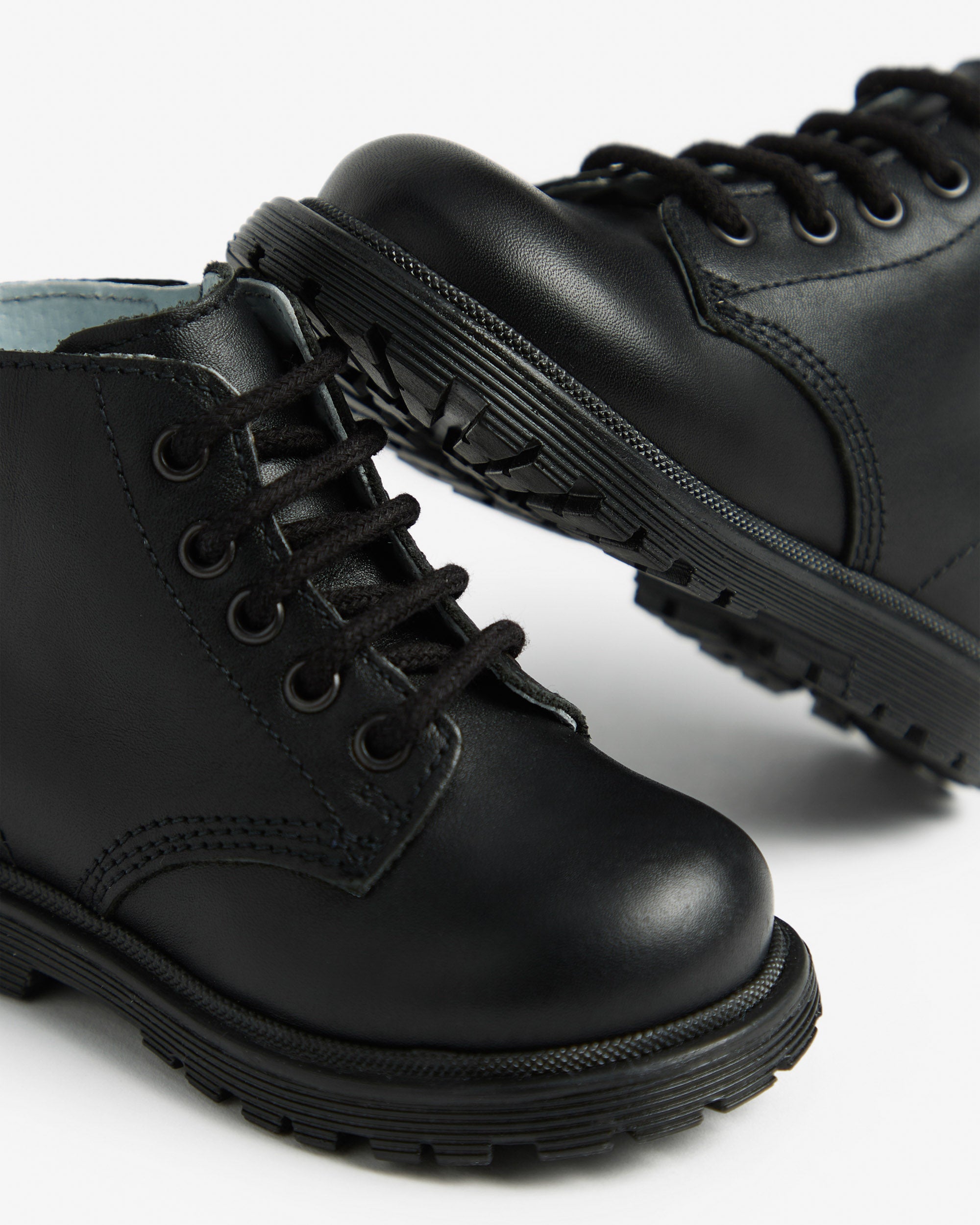 NeroGiardini Bottines Motardes Fille Cuir Lacets