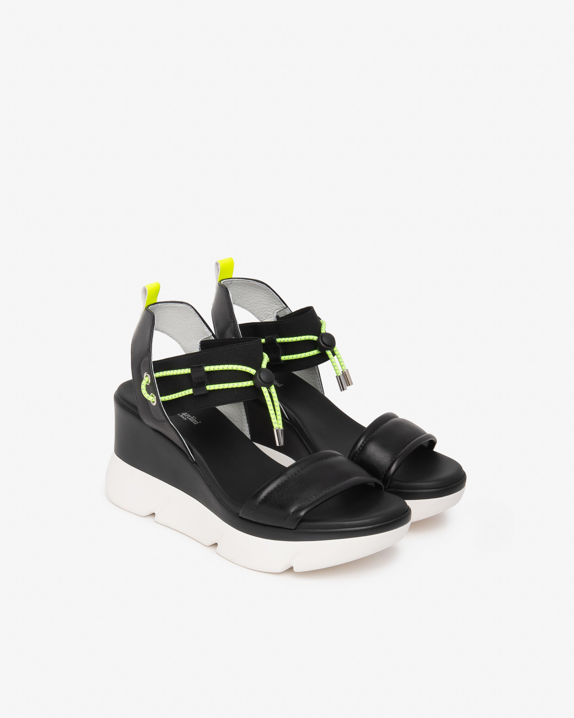 NeroGiardini Sandales Femme Cuir Technique Été Ville