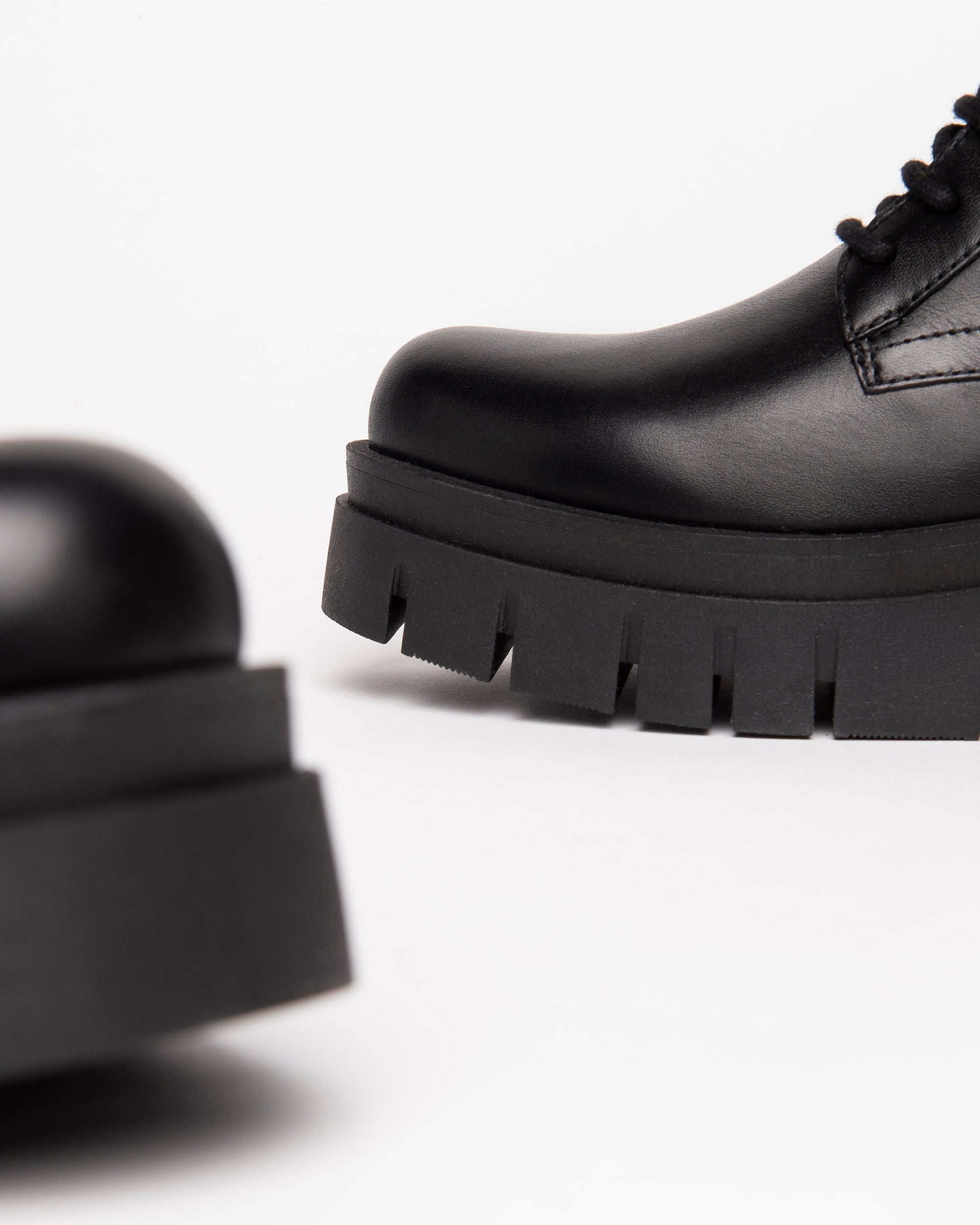 NeroGiardini Bottines Femme Cuir Combat Boots Italie