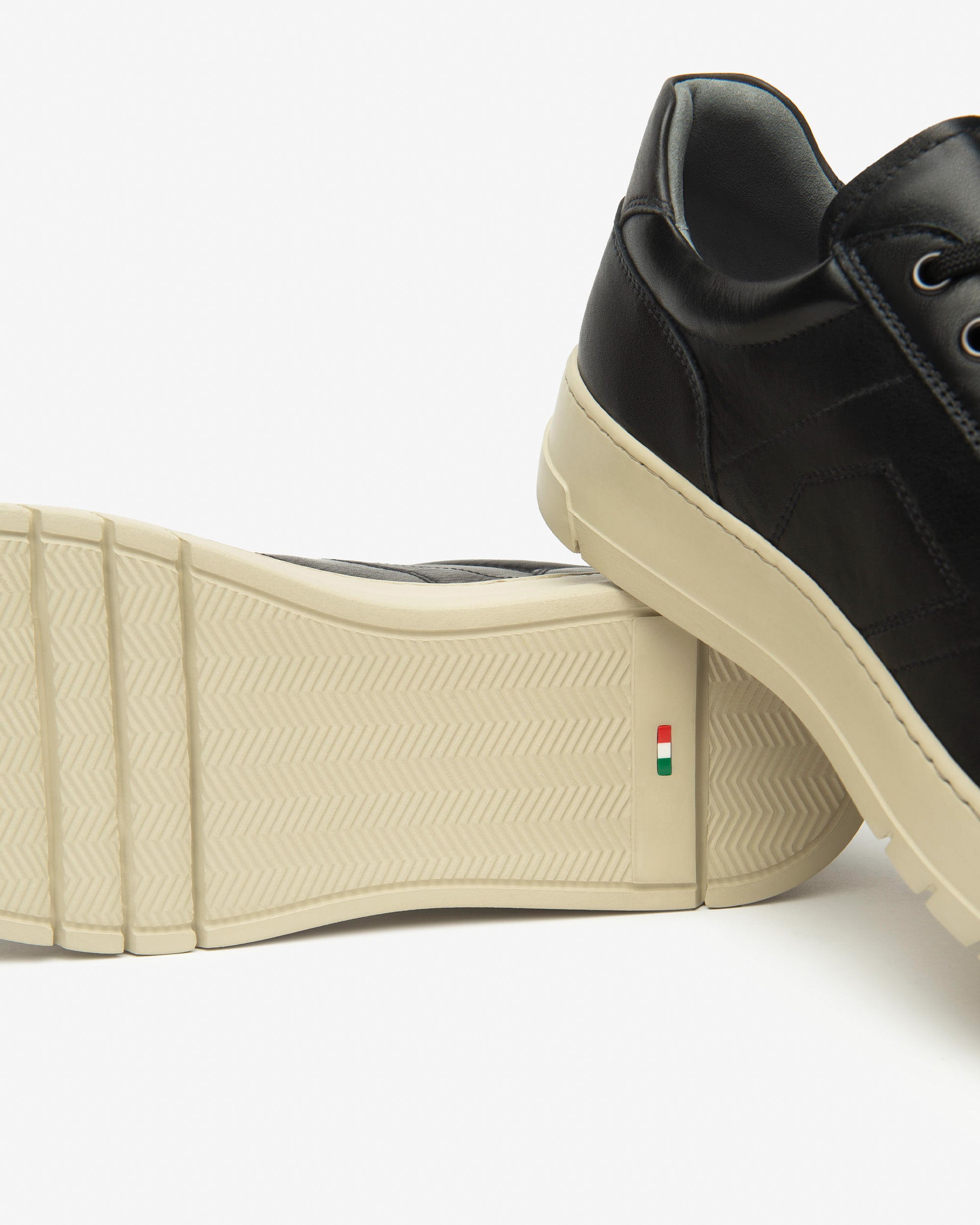 Nerogiardini Sneakers Sneakers Homme en Cuir Automne Hiver