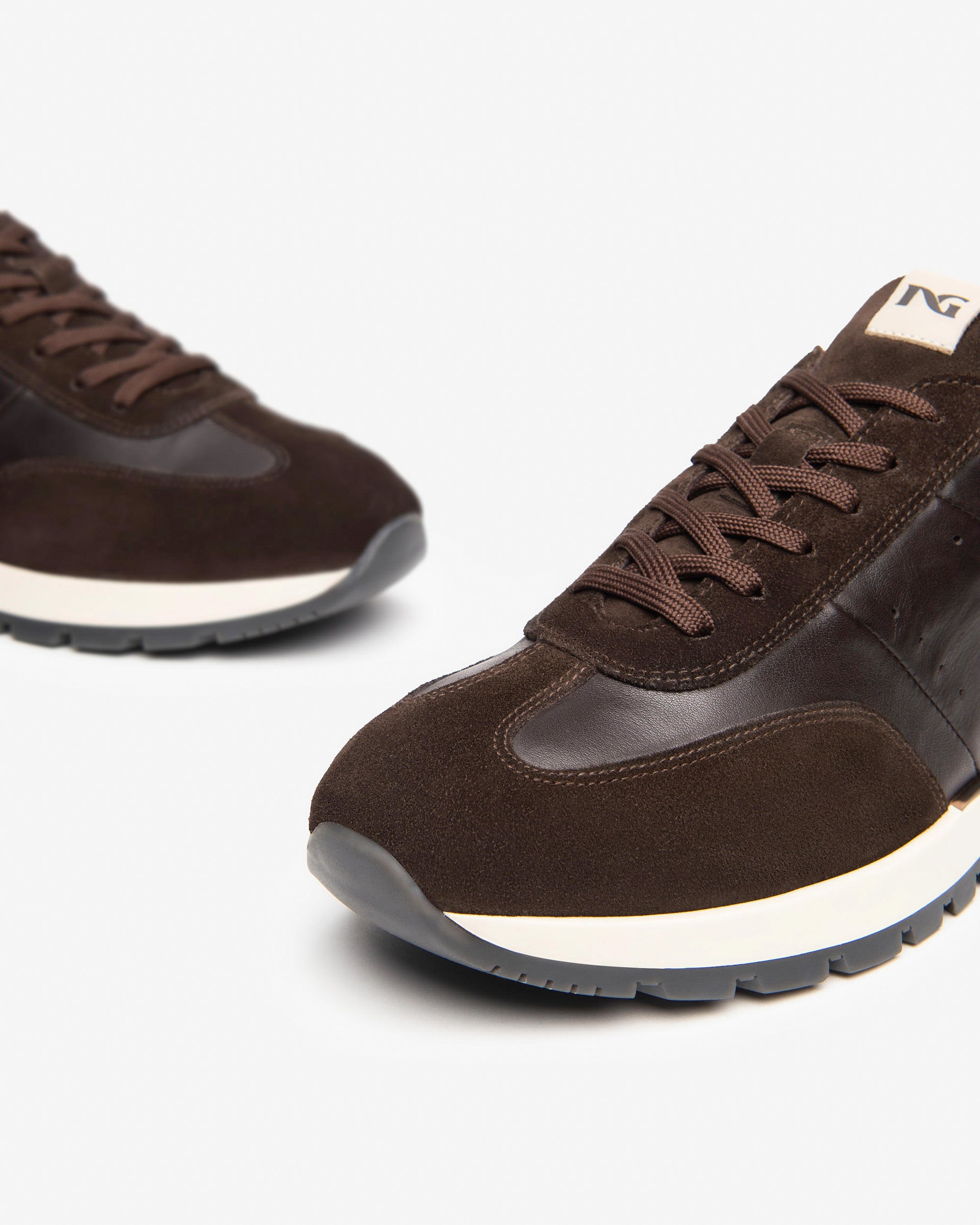 NeroGiardini Sneakers Homme Baskets Cuir Velours 43