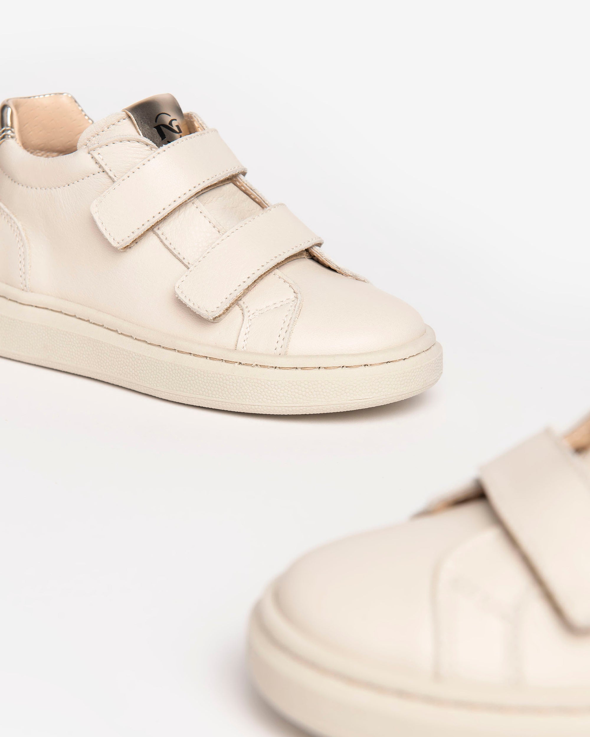NeroGiardini Sneakers Kids baskets cuir fille confort