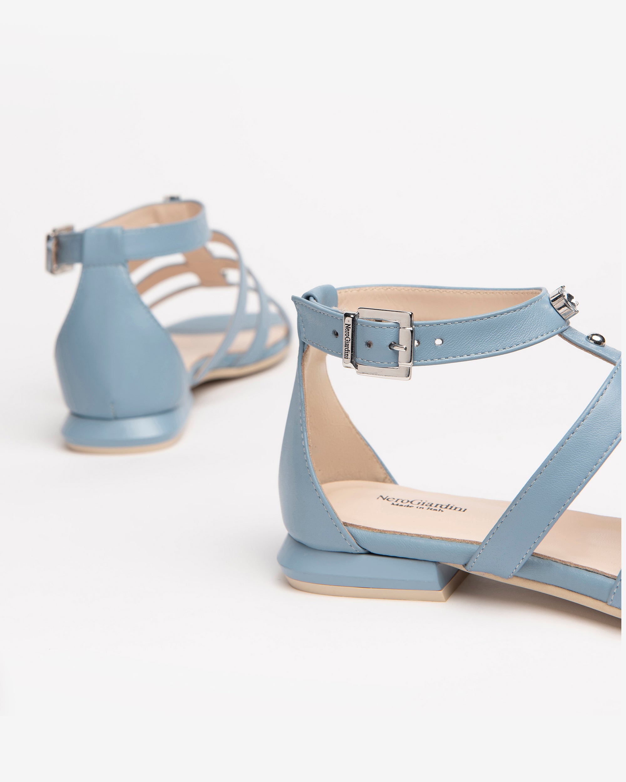 NeroGiardini Sandales Cuir Femme Strass Talon 1,5 cm