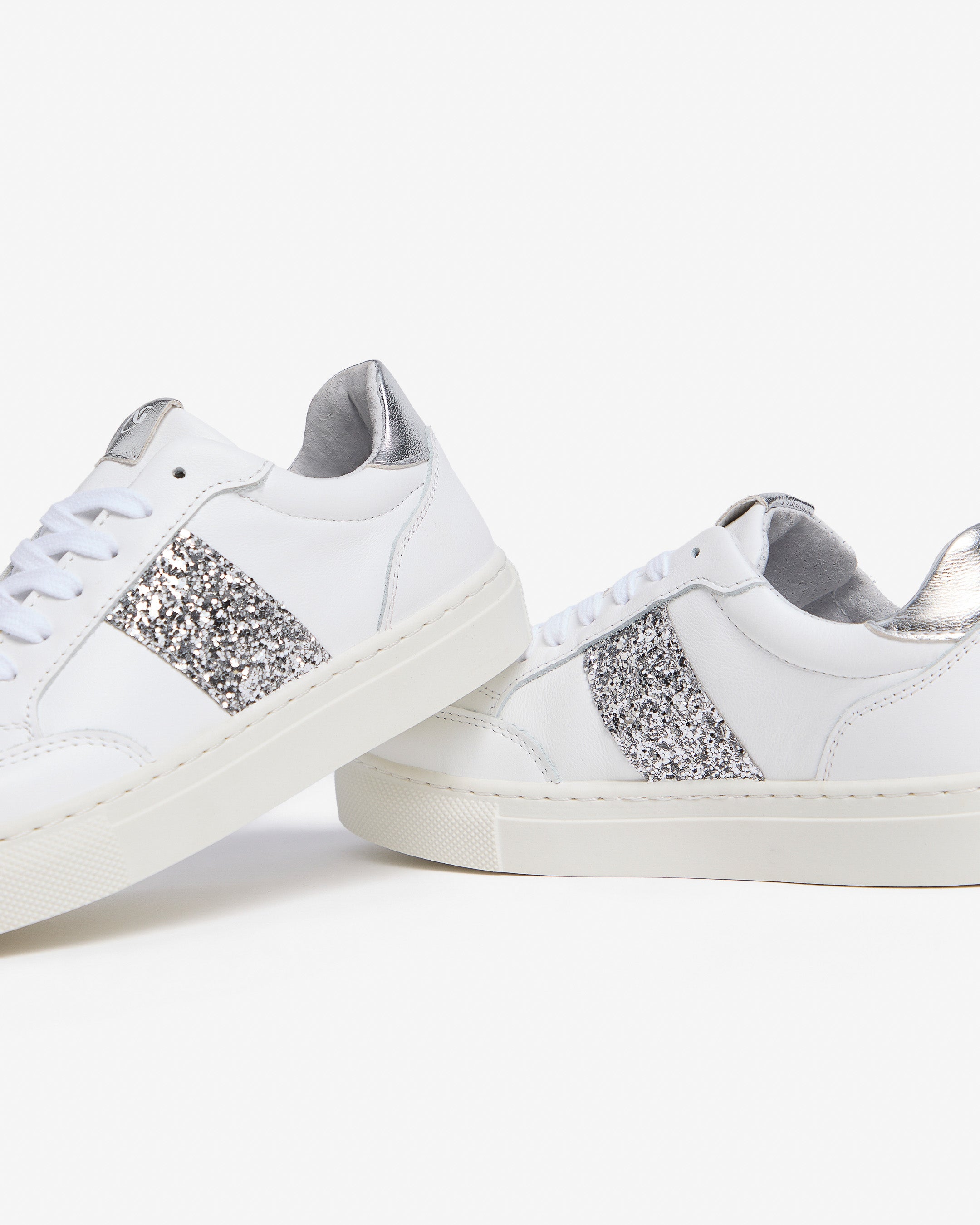 NeroGiardini Sneakers Fille Cuir Pointure 24-39 Respirantes