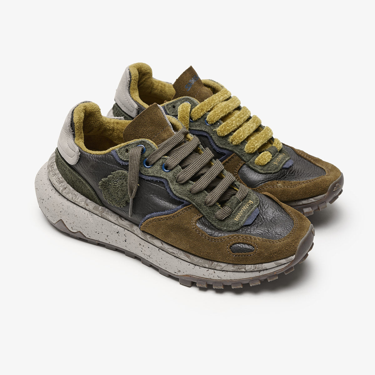 Satorisan Chacrona Metta Buckingham baskets olive