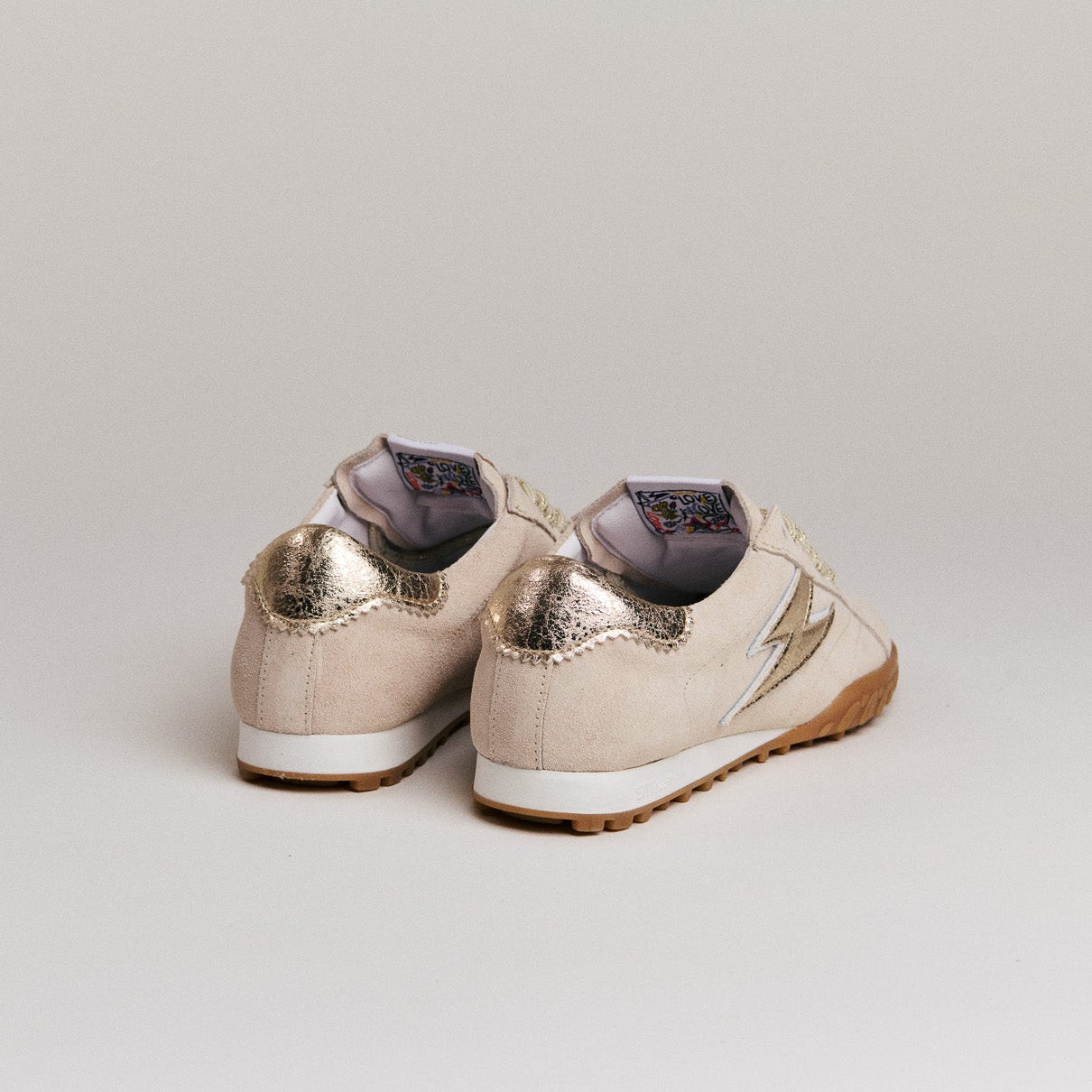 SMR Mary D614 baskets beige or daim semelle crantée