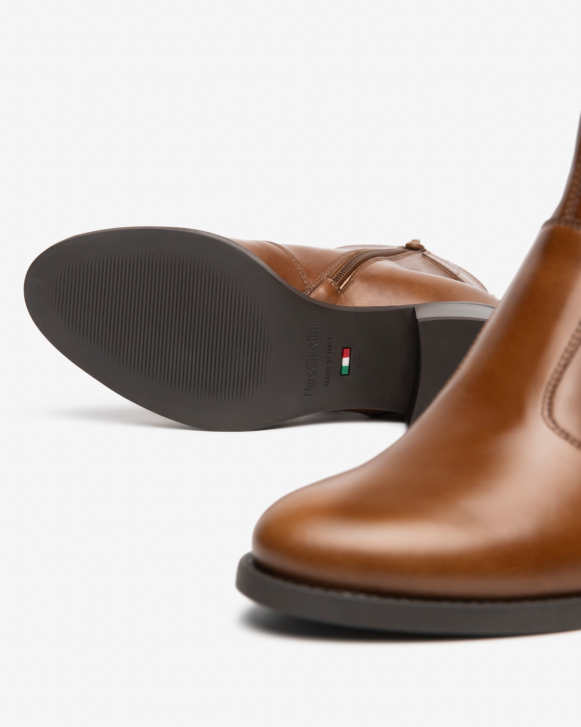 NeroGiardini Bottines Femme Cuir Talon Bloc 40 mm