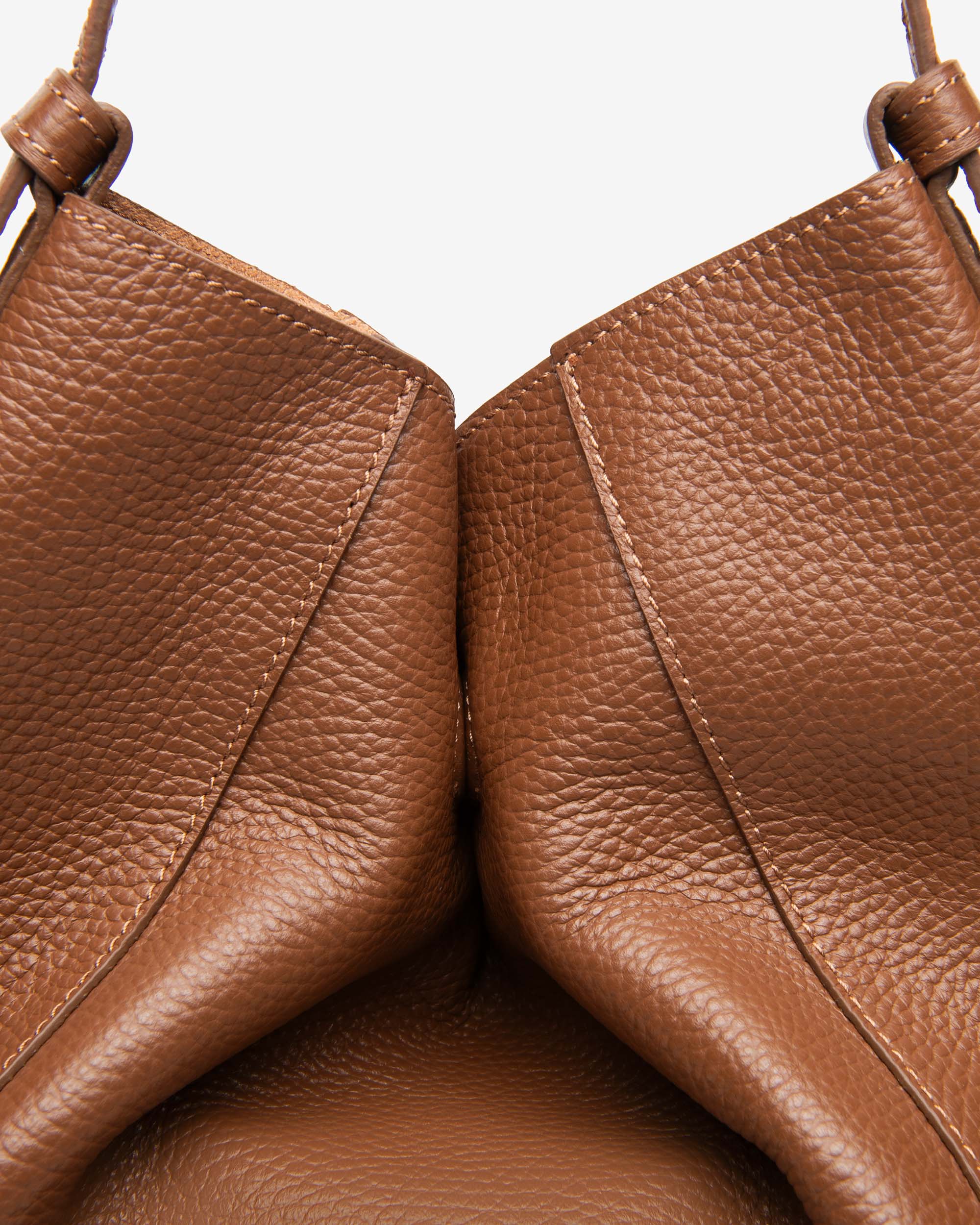 NeroGiardini Sacs sac seau femme cuir porté épaule PZ