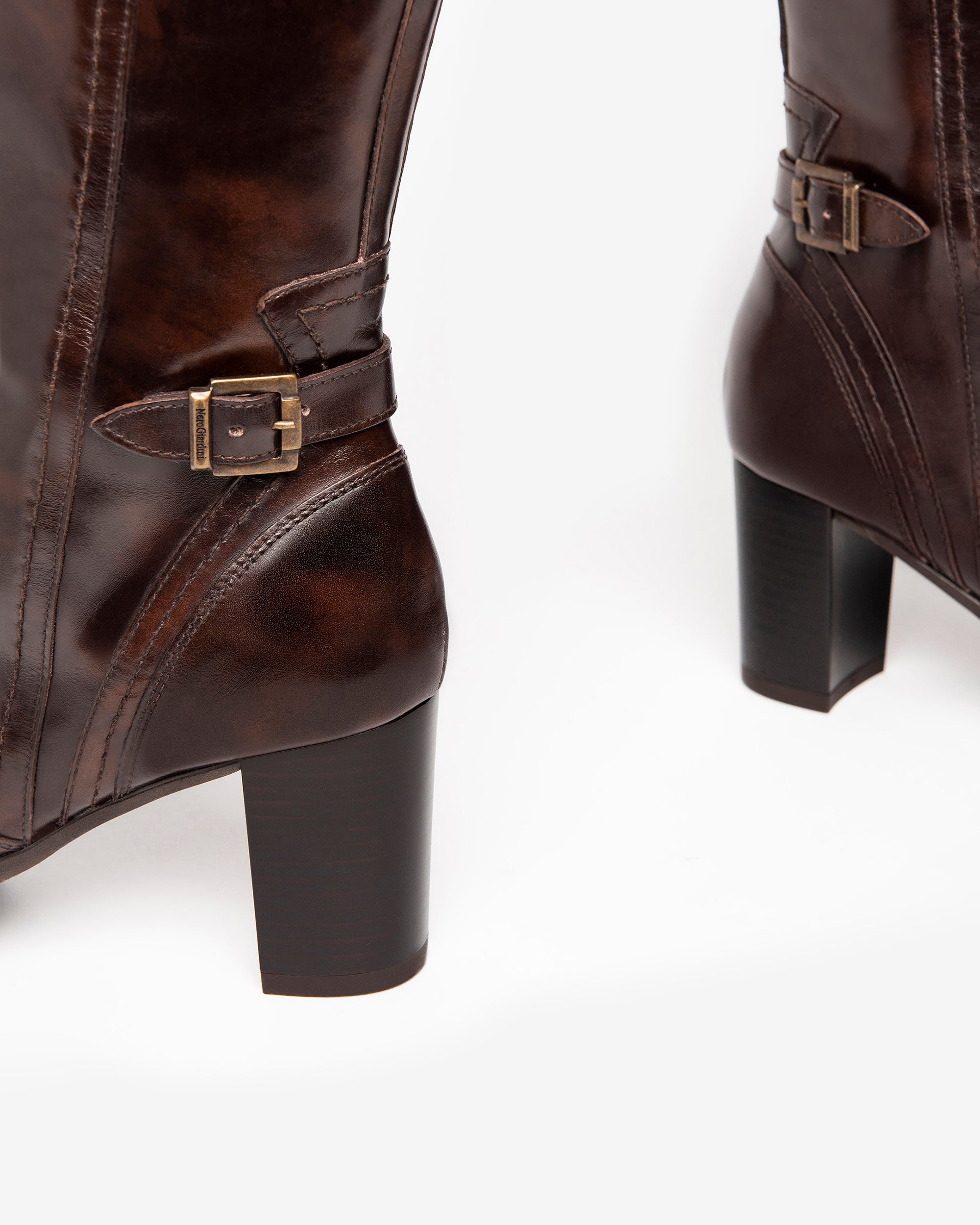 NeroGiardini Bottes bottes cuir femme hiver