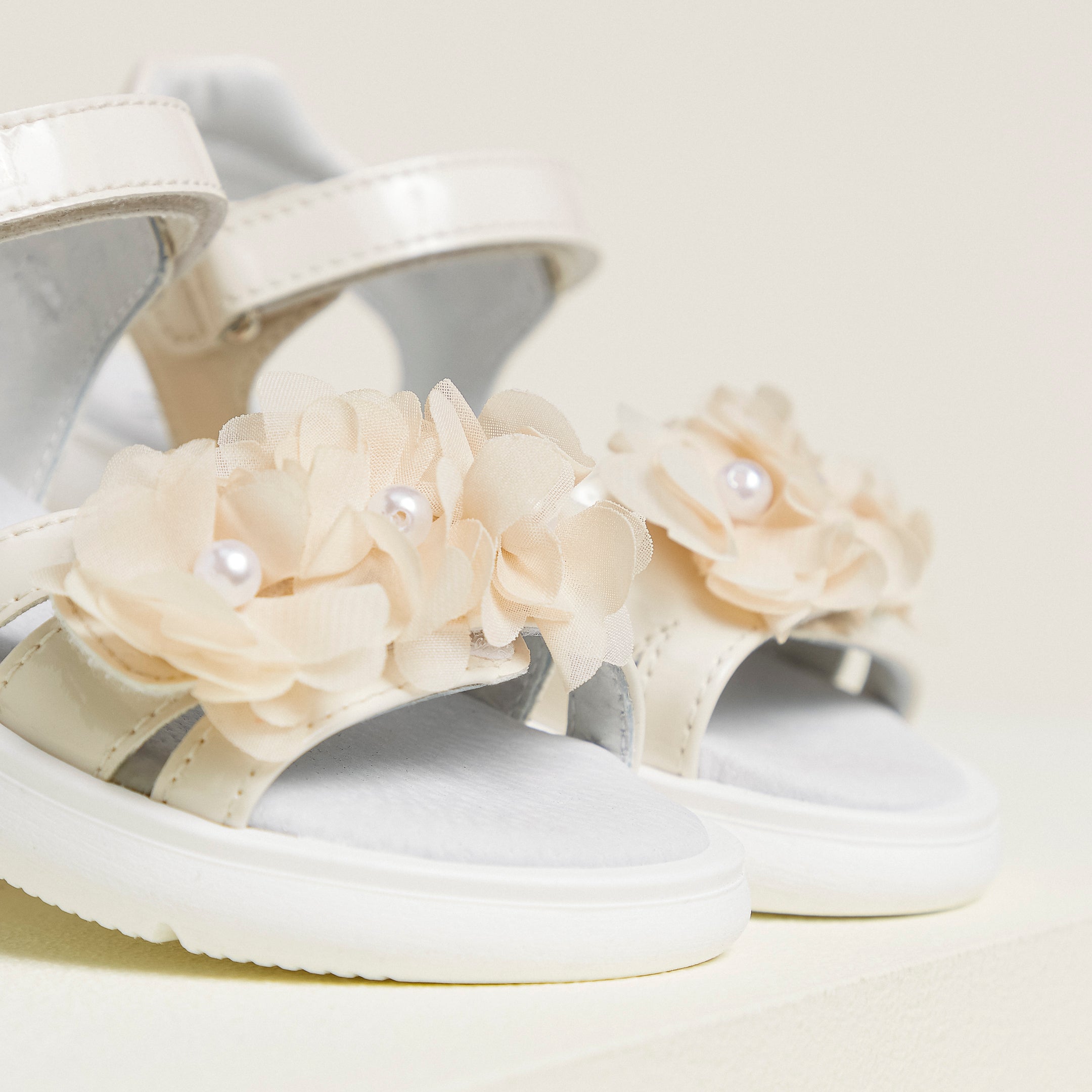 NEROGIARDINI Sandales Junior Fille Cuir Technique Été Pointure 28
