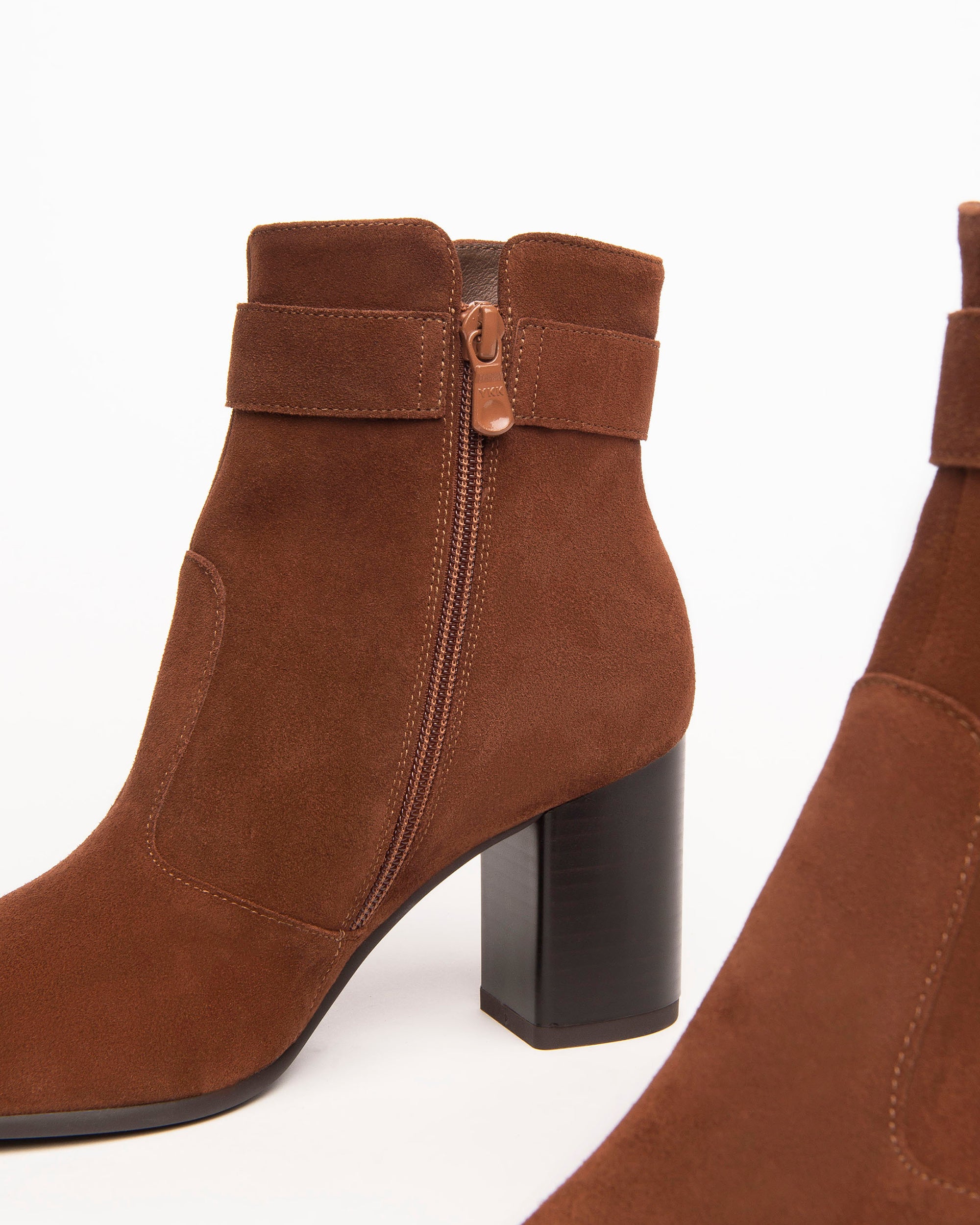 Nerogiardini Bottines Daim Femme Talon 7,5 cm Boucle