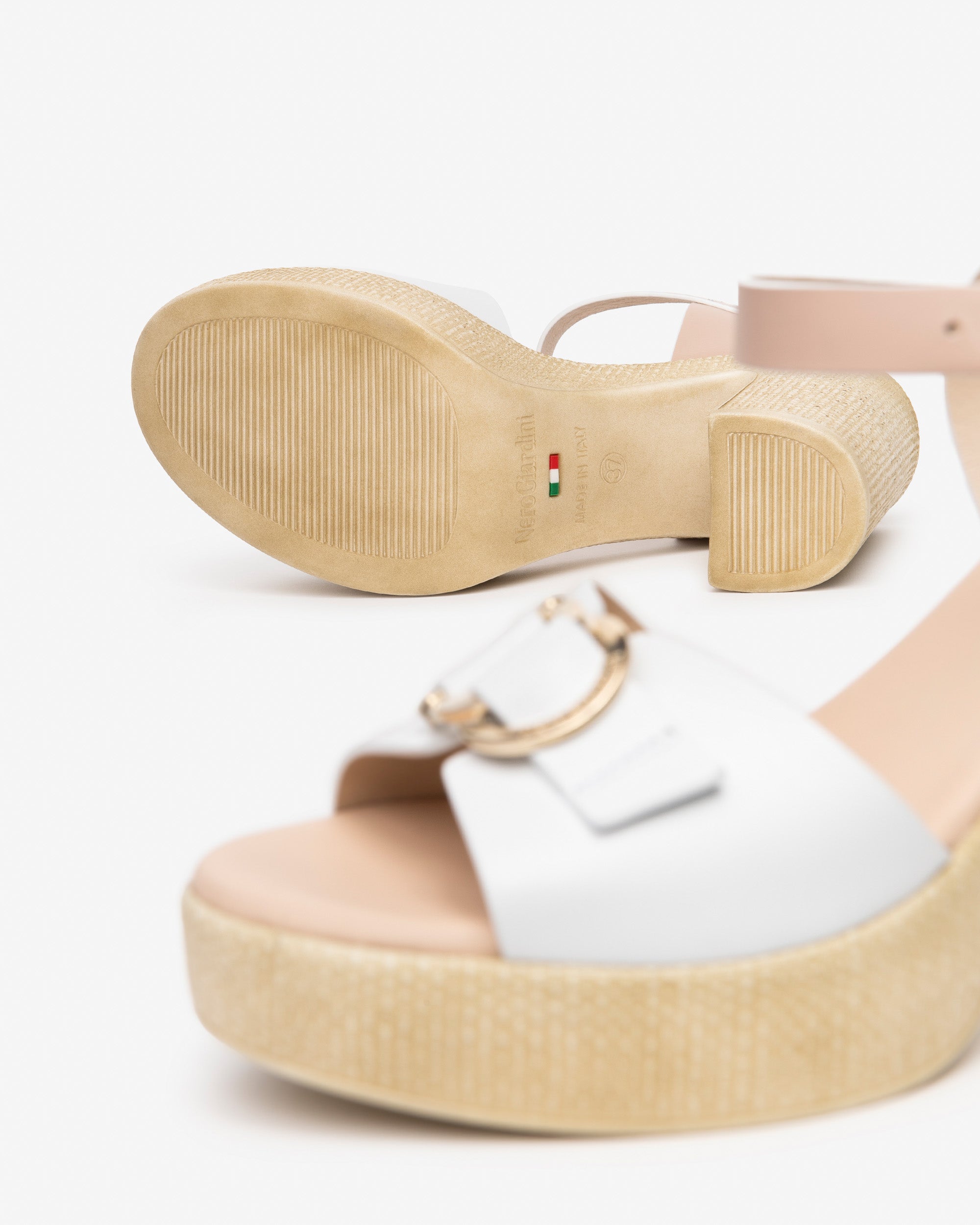 NeroGiardini Sandales Cuir Femme 37