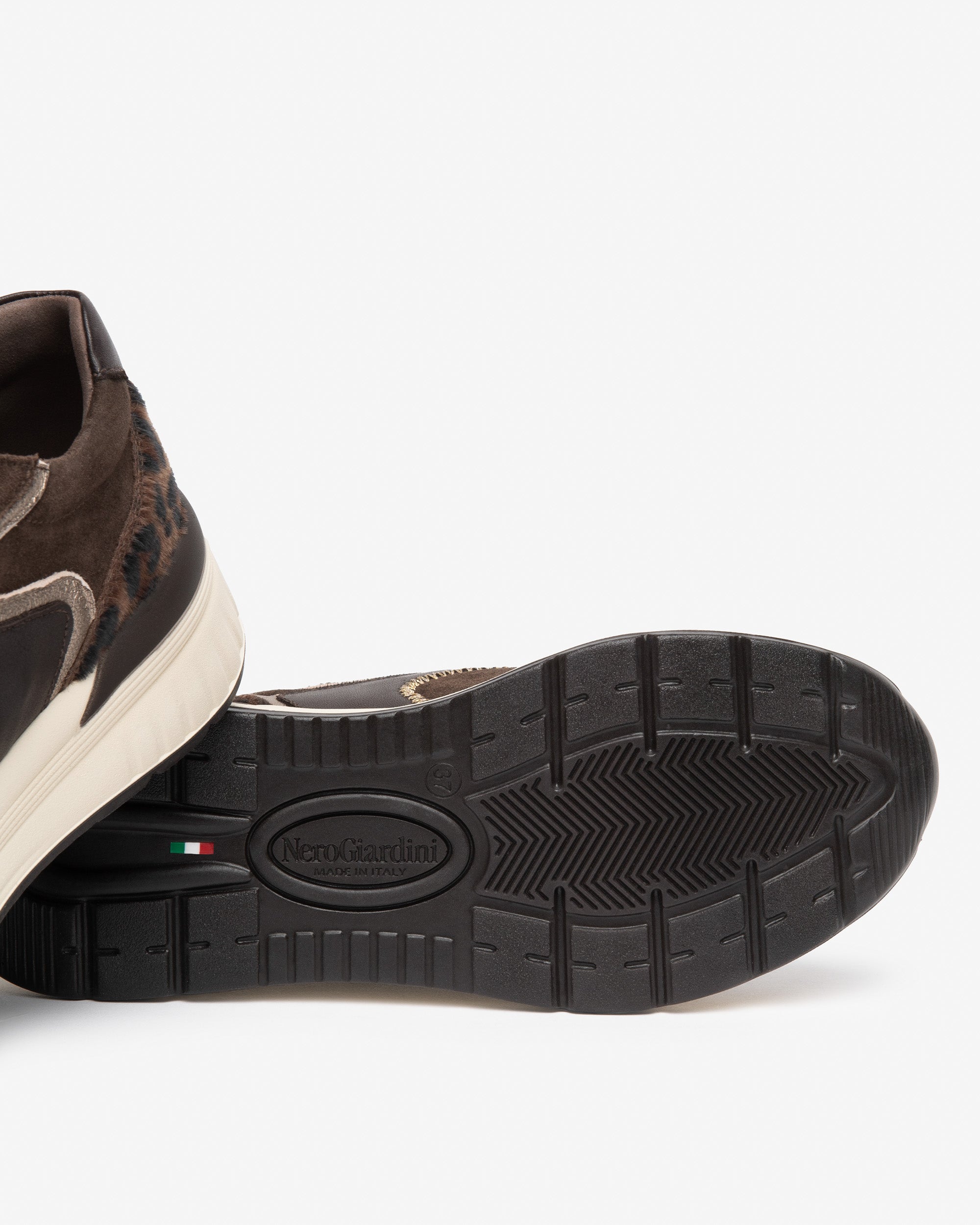 NeroGiardini Sneakers Femme Daim Lacets Semelle 60mm