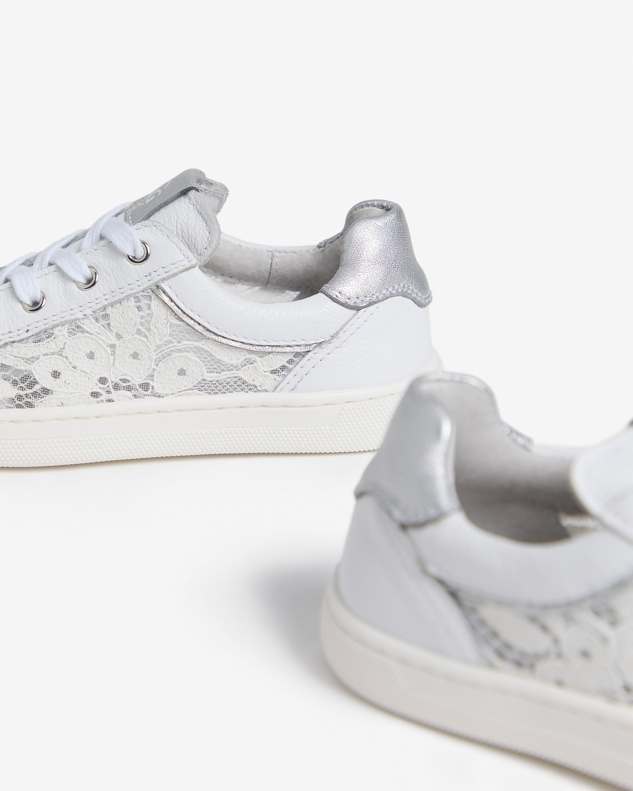 NeroGiardini Sneakers baskets junior fille tissu légère