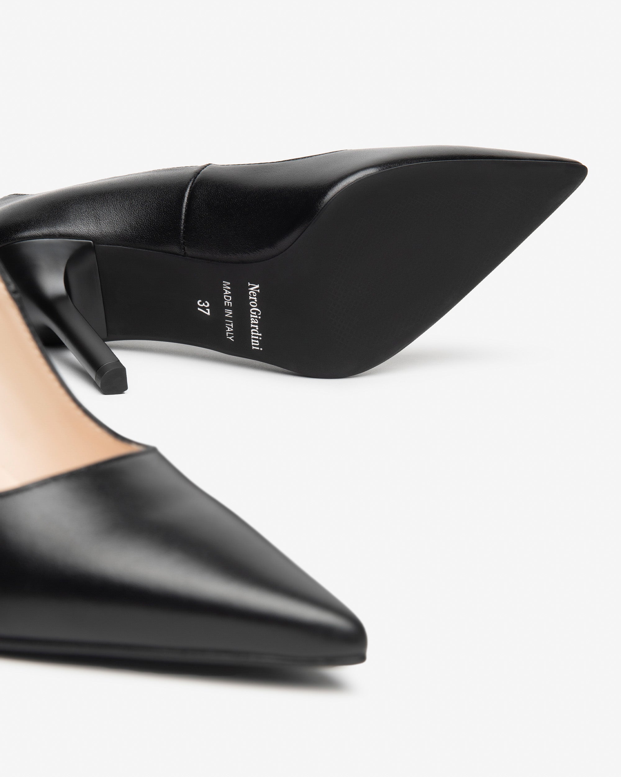 Nerogiardini Escarpins Femme Cuir Talon Aiguille 95 mm