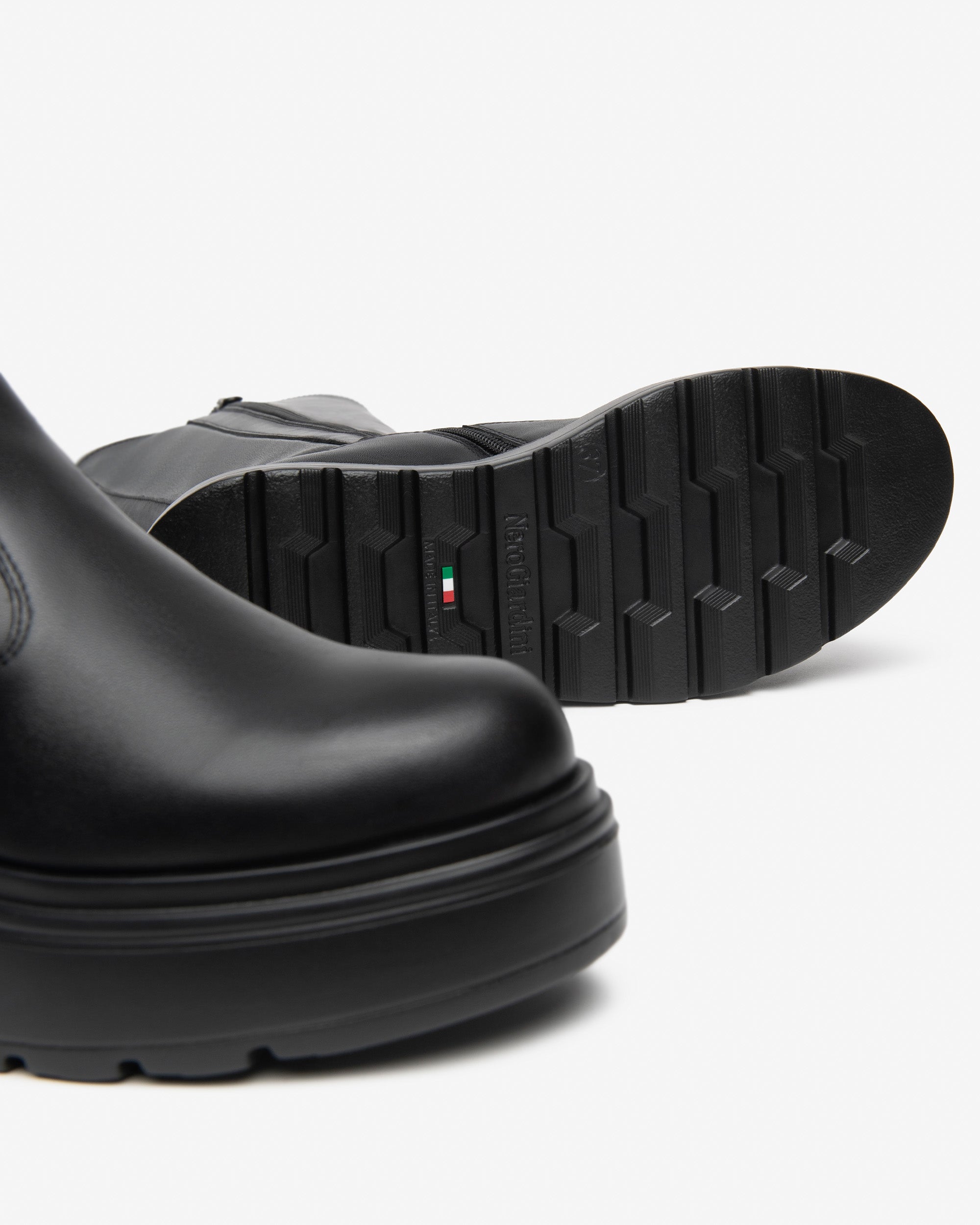 Nerogiardini Bottes cuir femme plateforme zip 55 mm