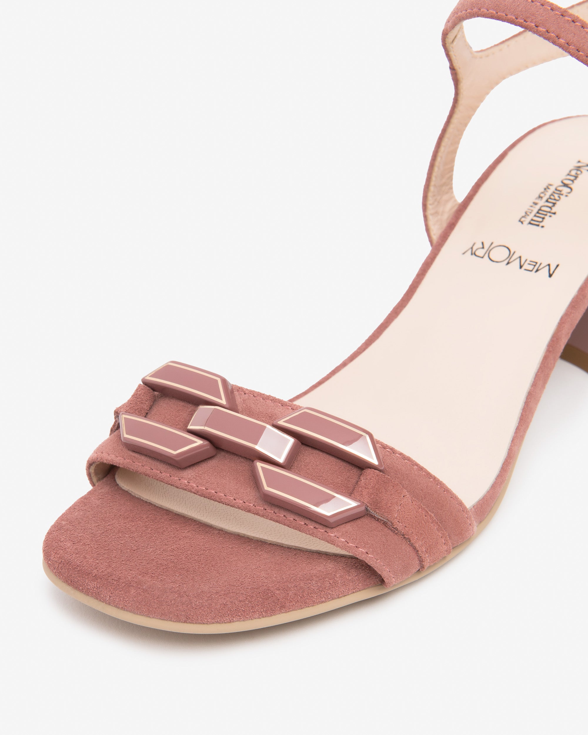 NeroGiardini Sandales Femme Nu-pieds Cuir 35-41