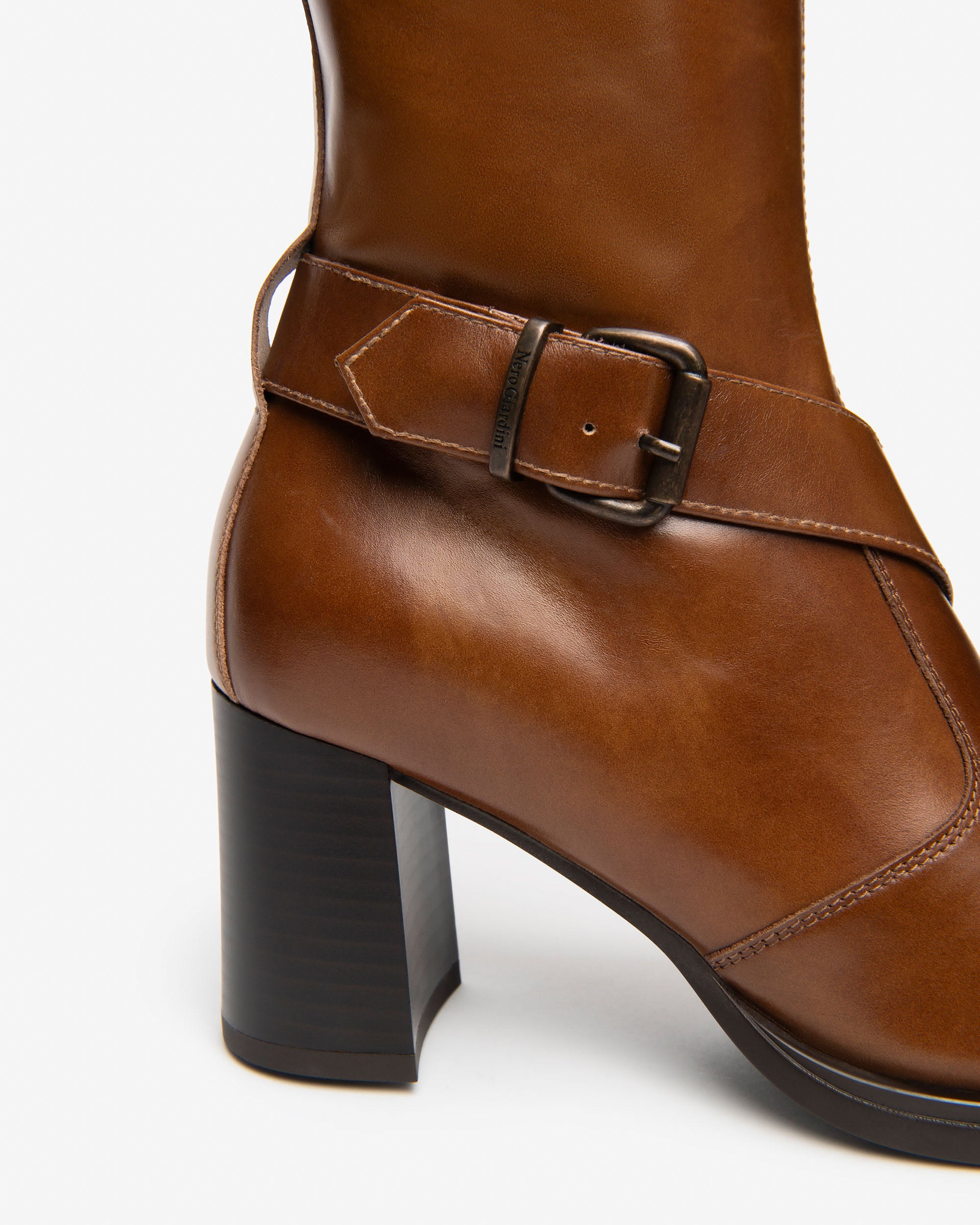 NeroGiardini Bottes Femme Cuir Talon Bloc 75mm