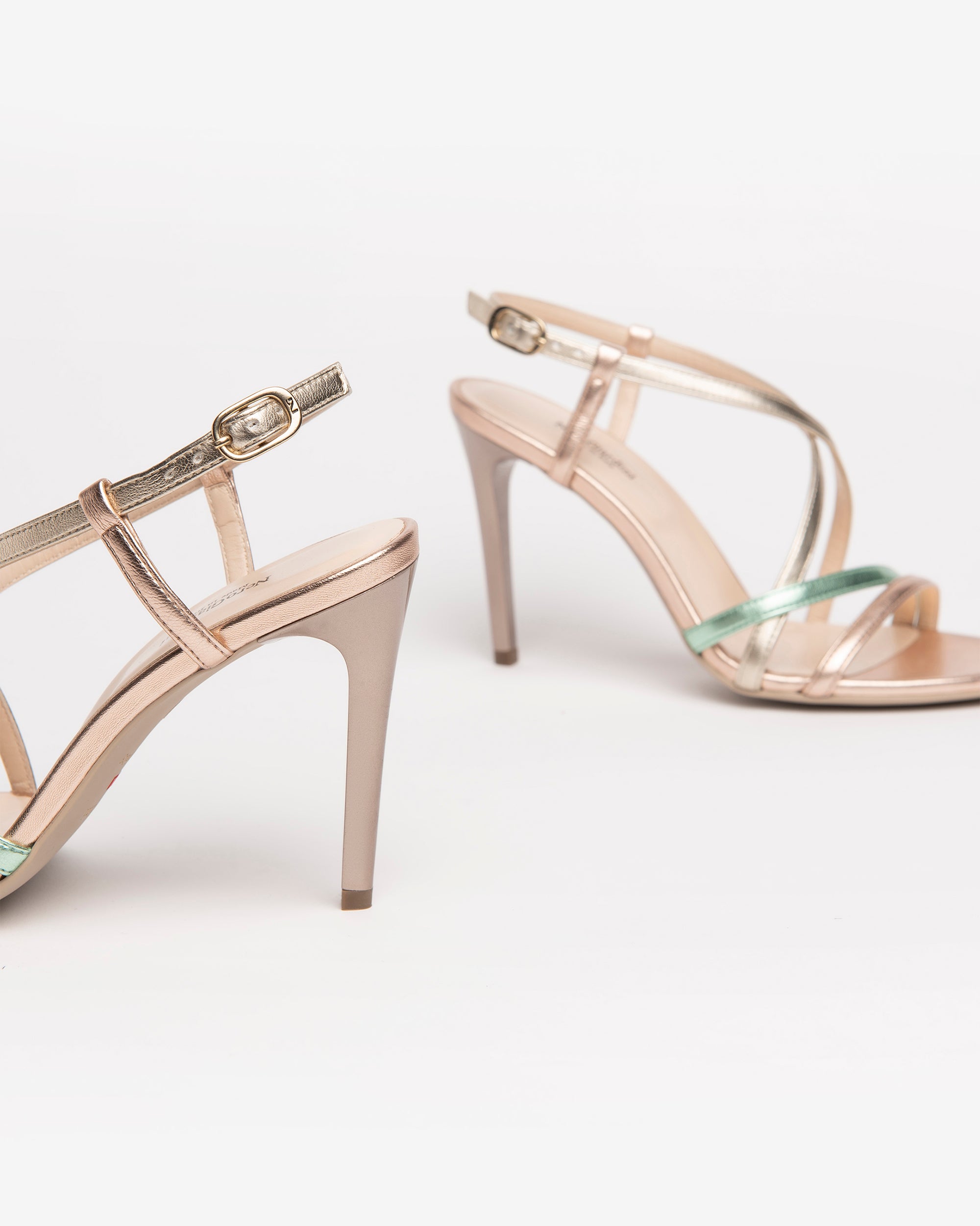 NeroGiardini Sandales Femme Cuir talon 9,5 cm lamé