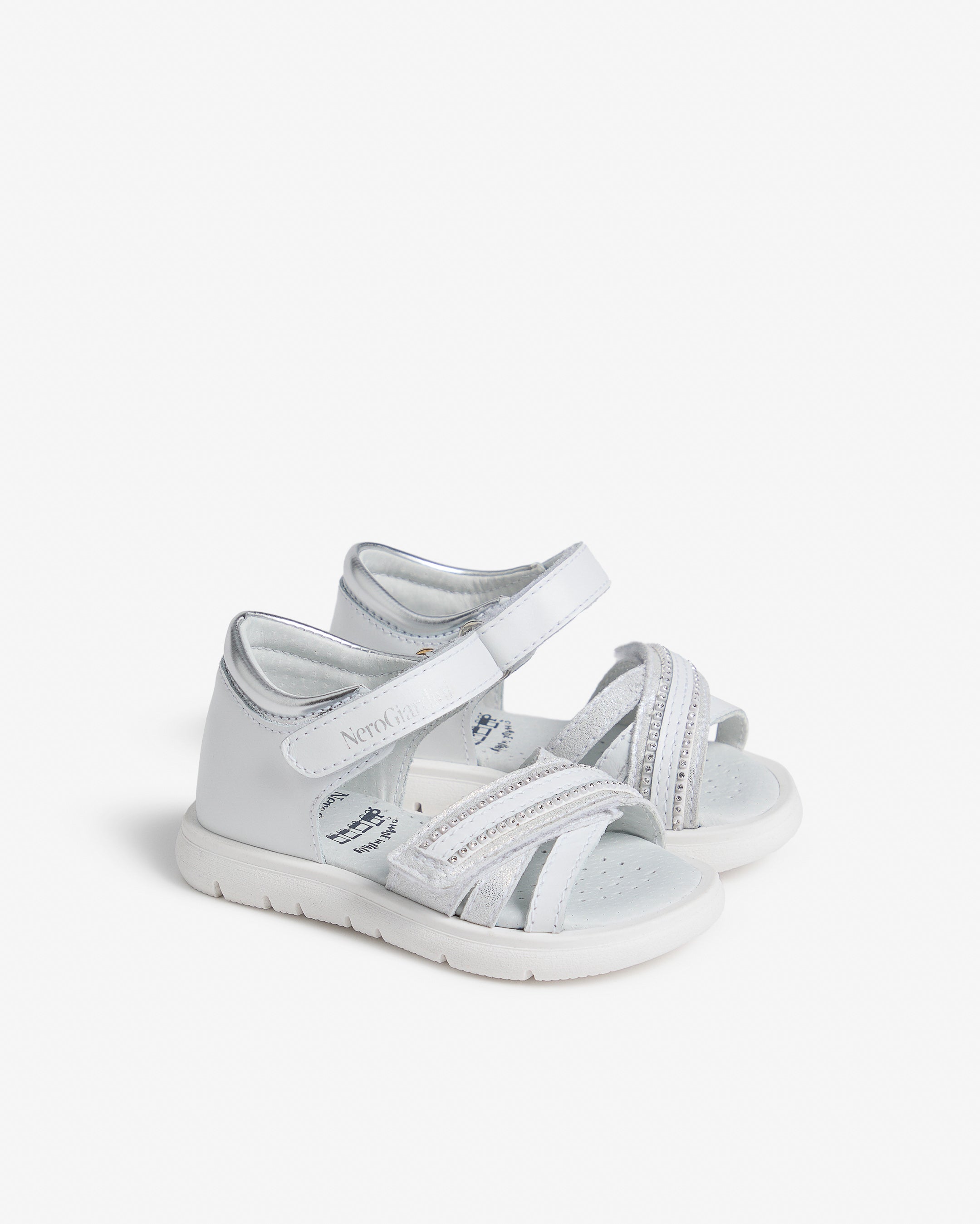 NeroGiardini Sandales Junior Fille Cuir Légères 19-24