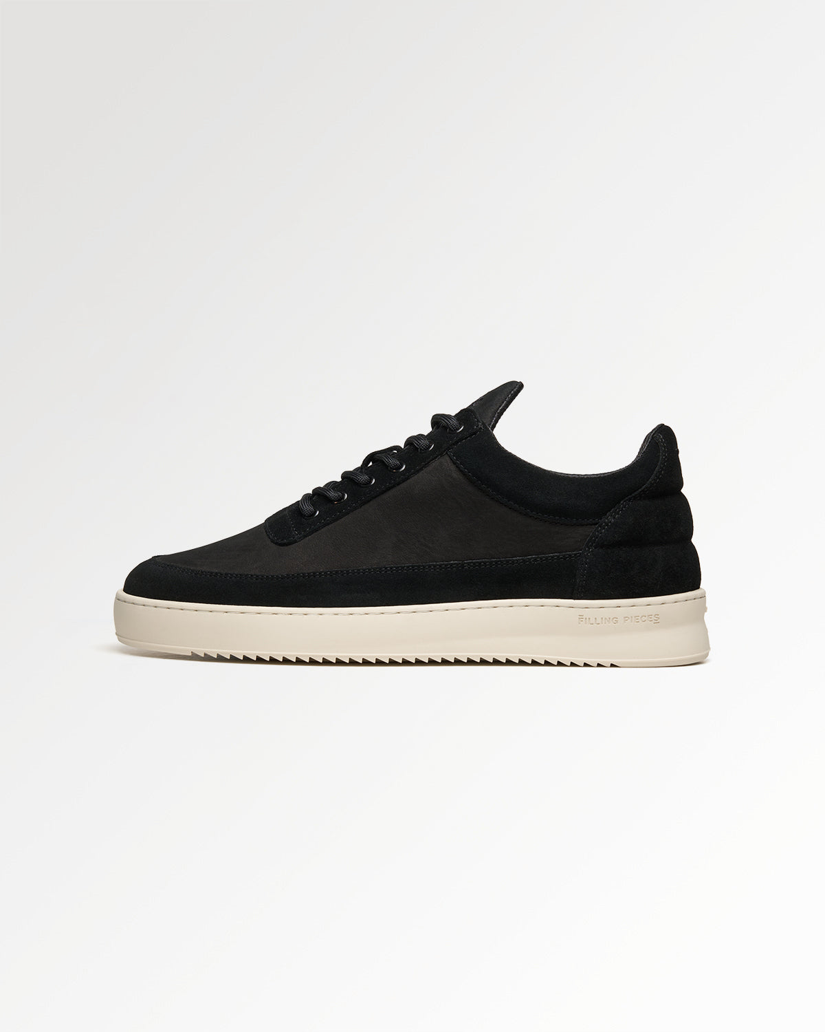 Filling Pieces Low Top Suede Grain basket noire homme