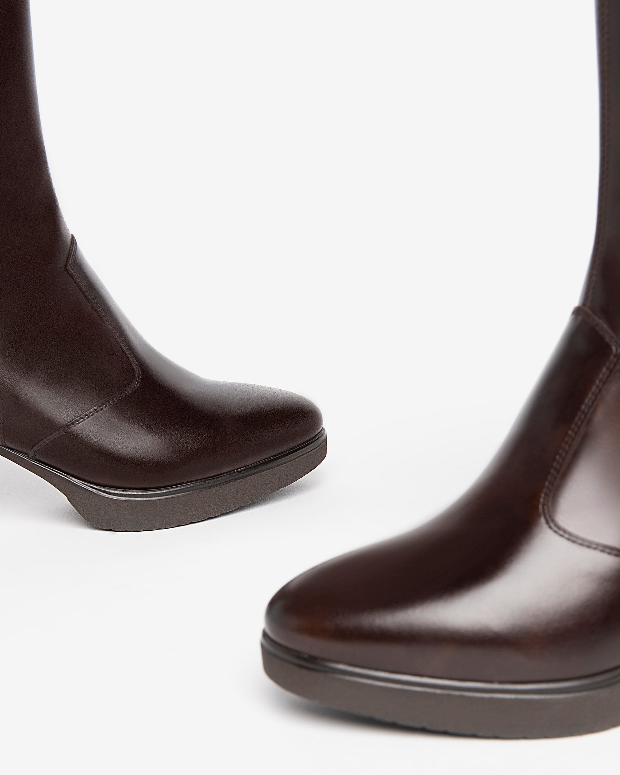 Nerogiardini Bottes bottes femme cuir détails métal