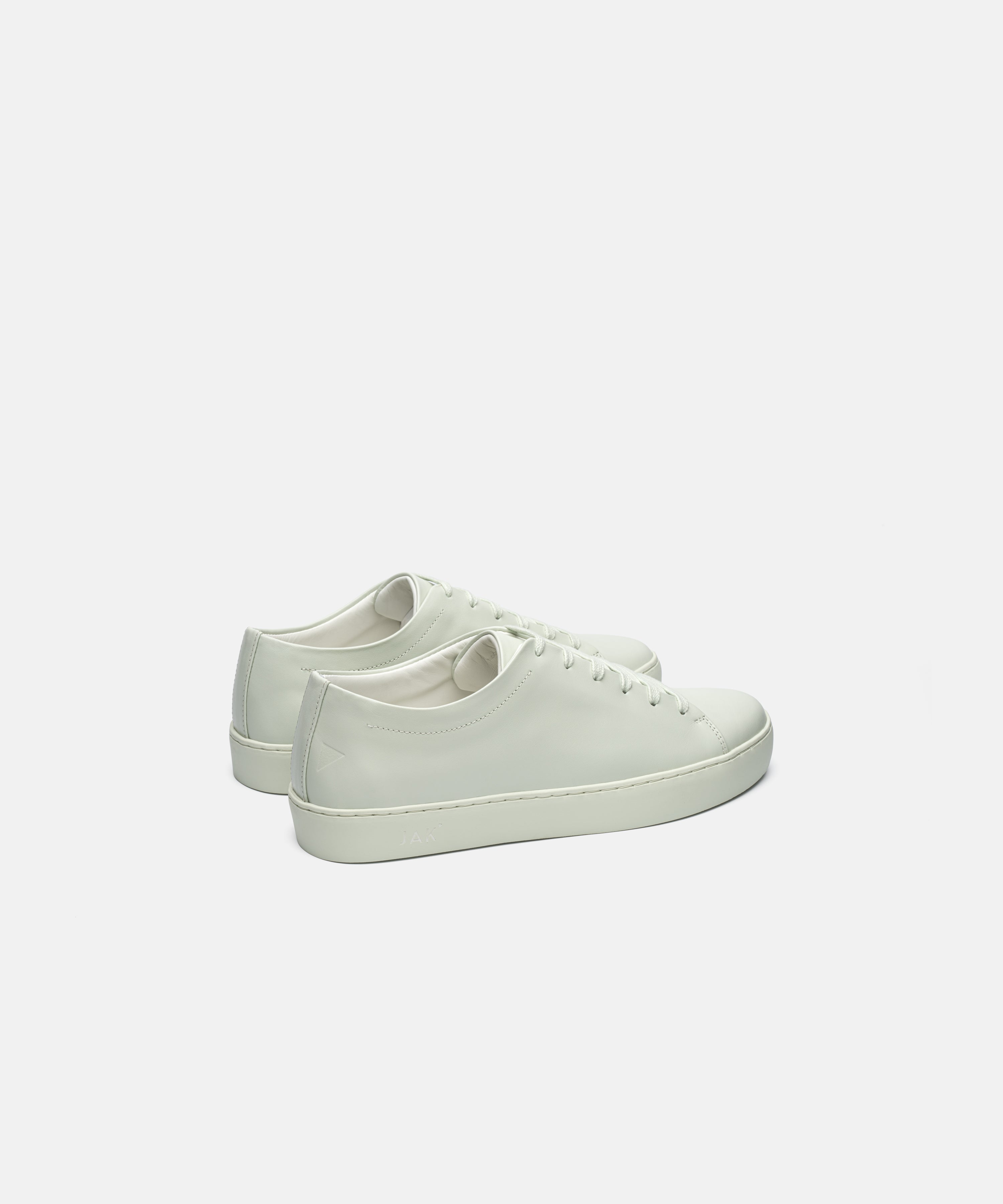 JAK Royal Aqua baskets cuir bleu clair