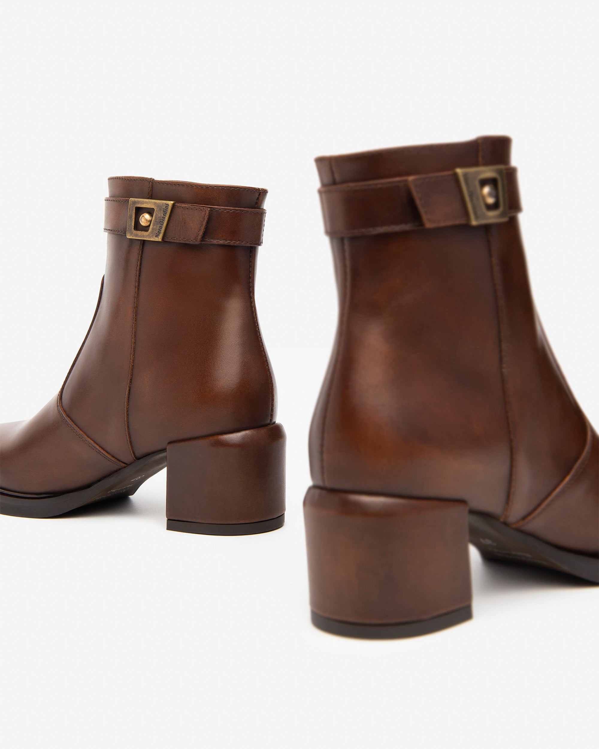 NeroGiardini Bottines Femme Cuir Confort Hiver