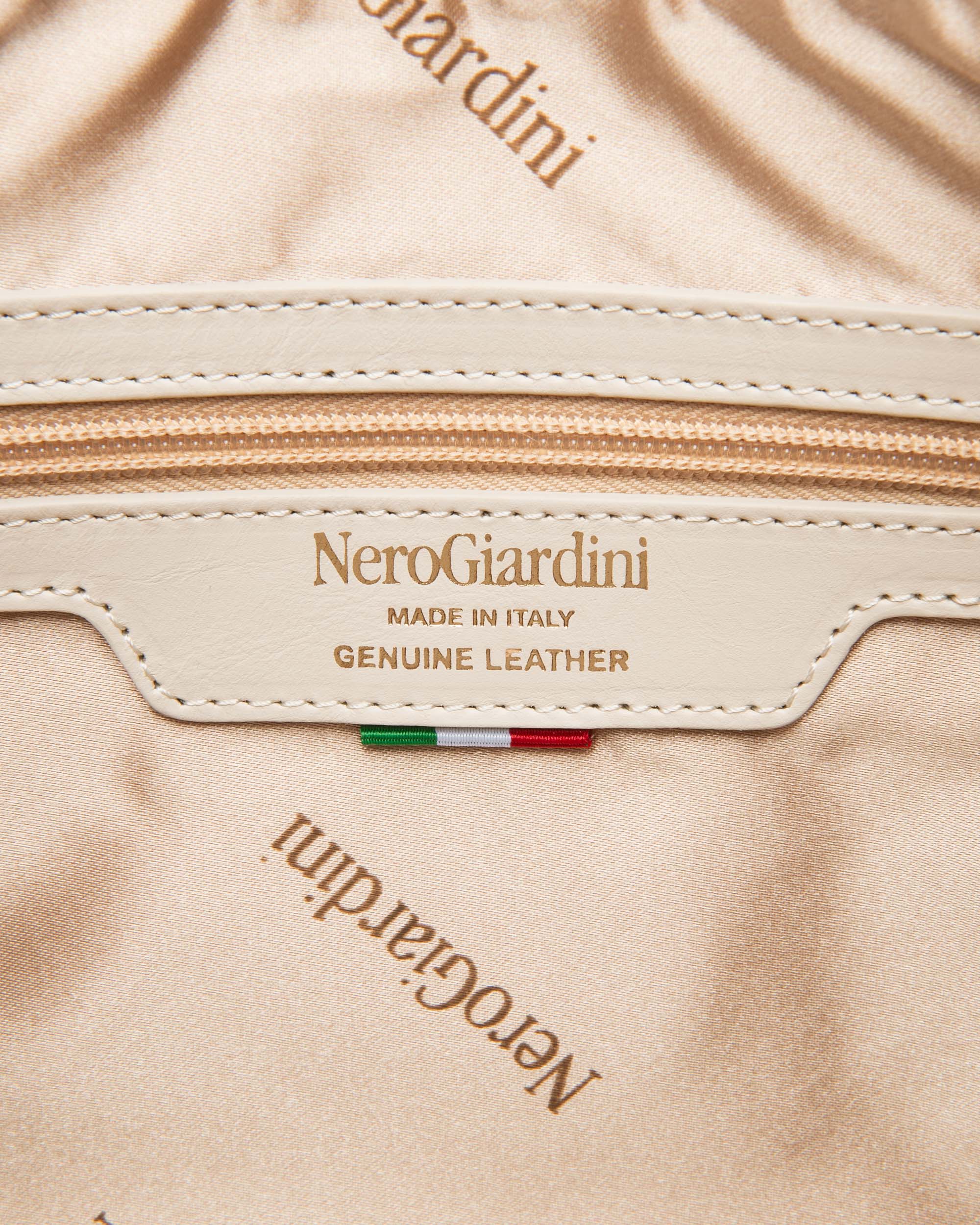 NeroGiardini Sacs besace femme cuir Made in Italy PZ