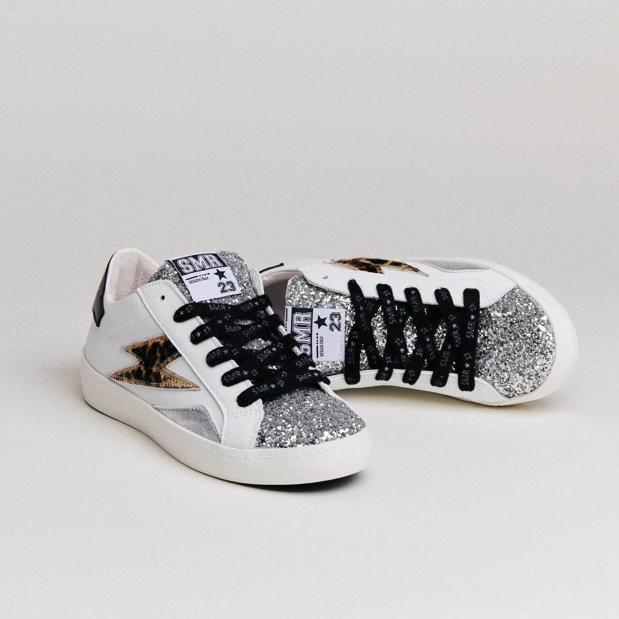 SMR Larry D587 basket cuir blanc léopard argent