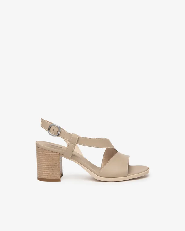 NeroGiardini Sandales femme cuir été confort