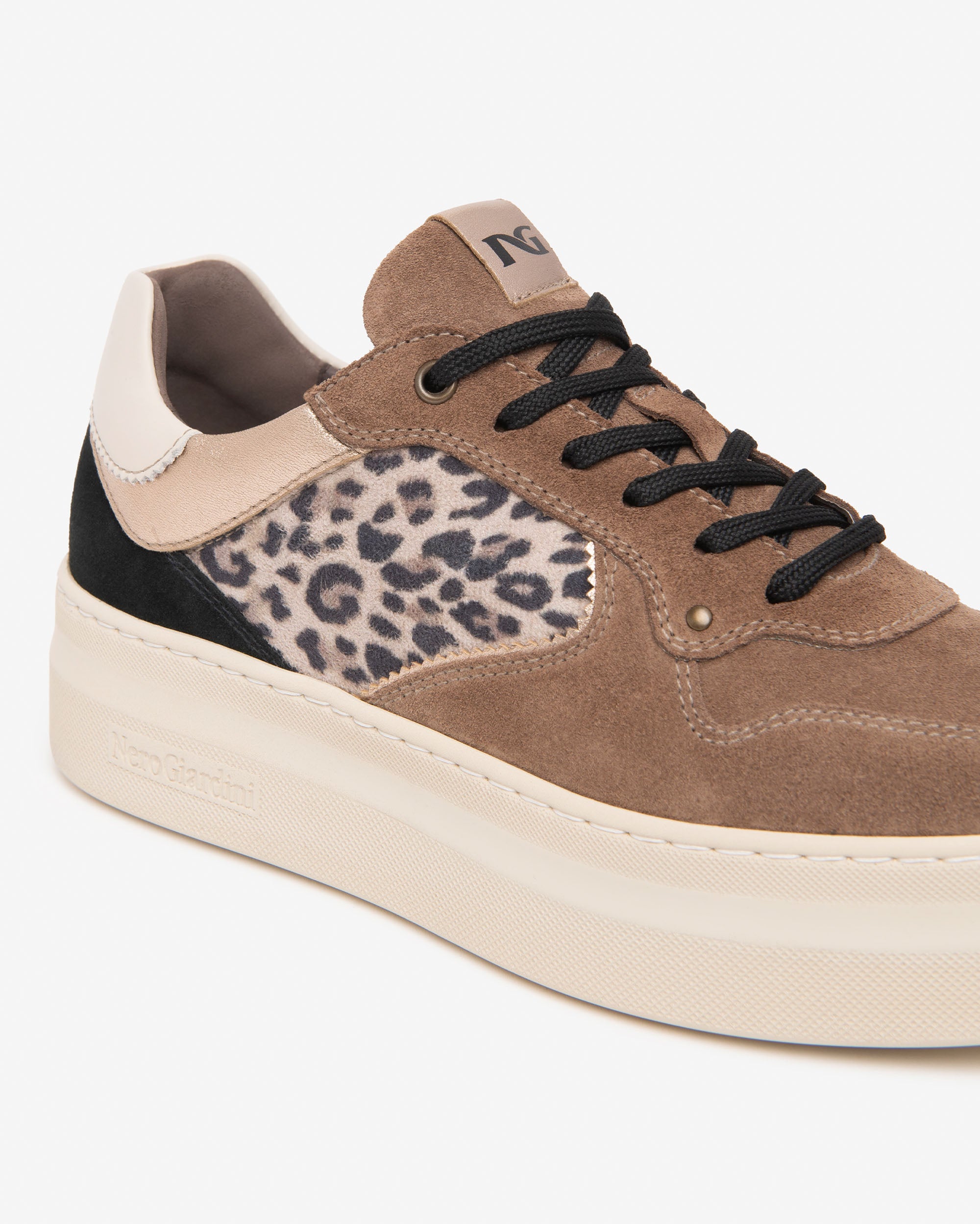 NeroGiardini Sneakers sneakers femme cuir pointure 38 animalier