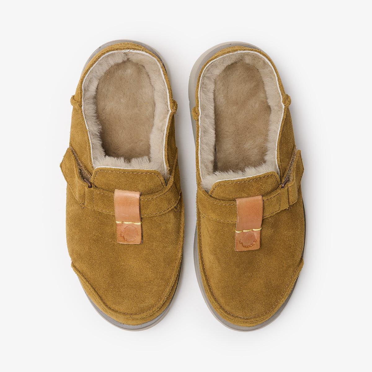 Satorisan Uwabaki Clog Suede sabots marron daim