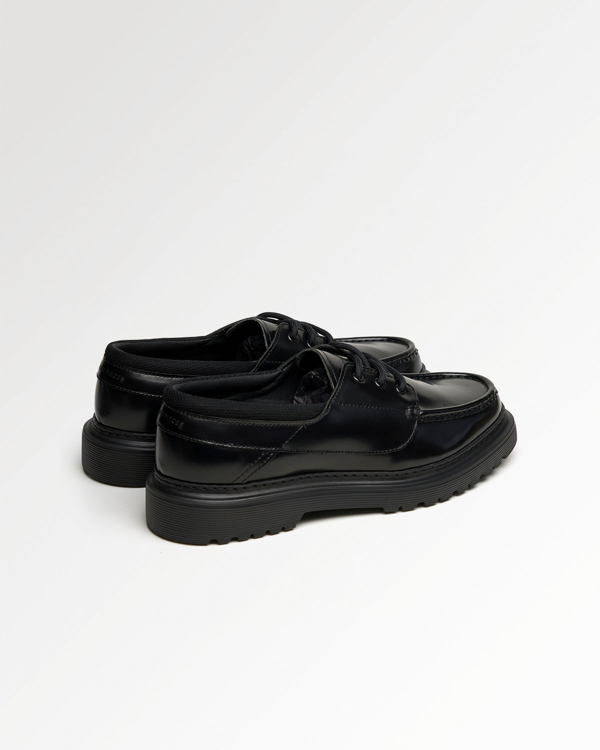 Filling Pieces Sea Tek Polido baskets cuir noir