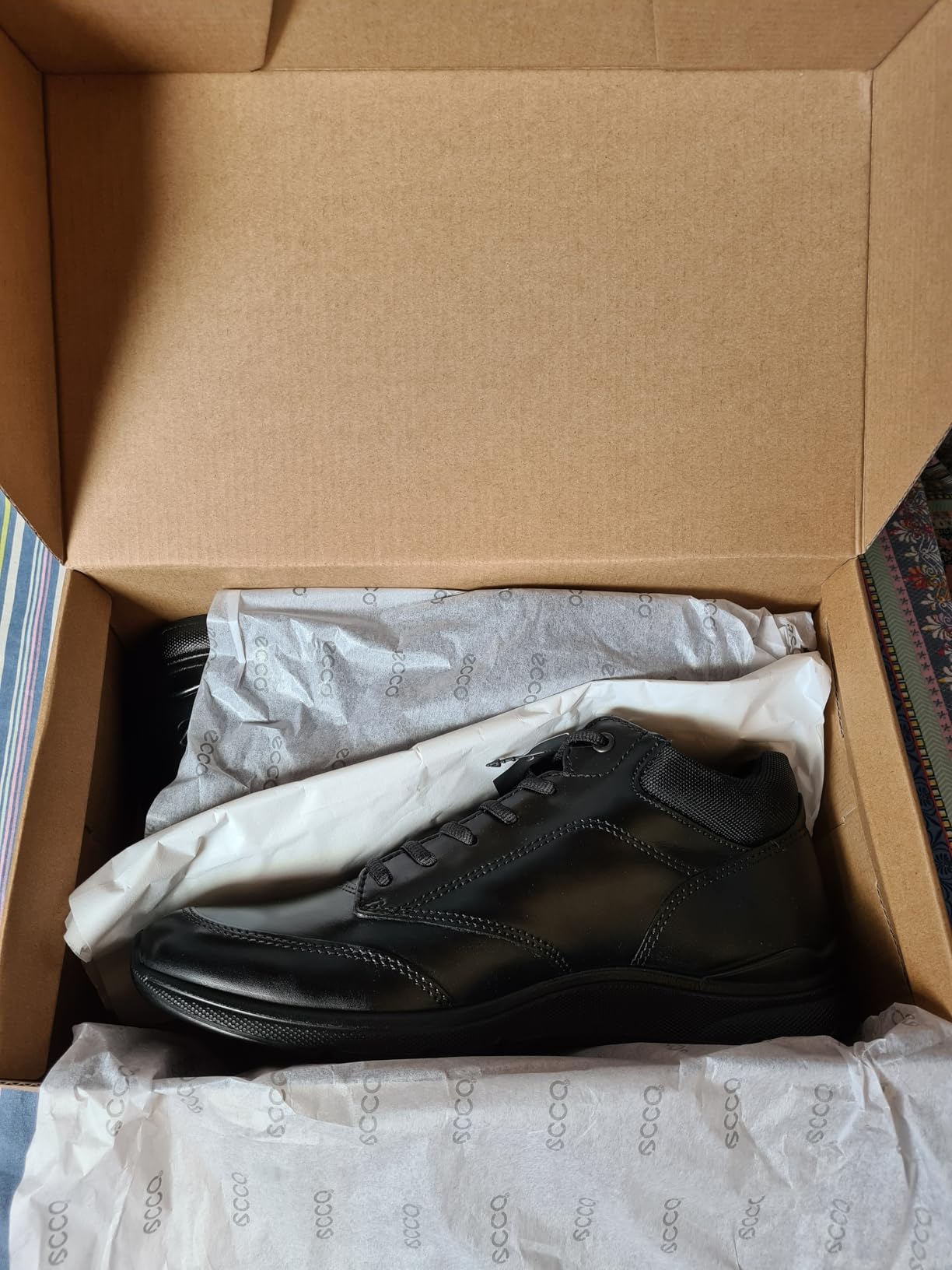 Ecco Irving Mid-Cut bottine homme cuir noir