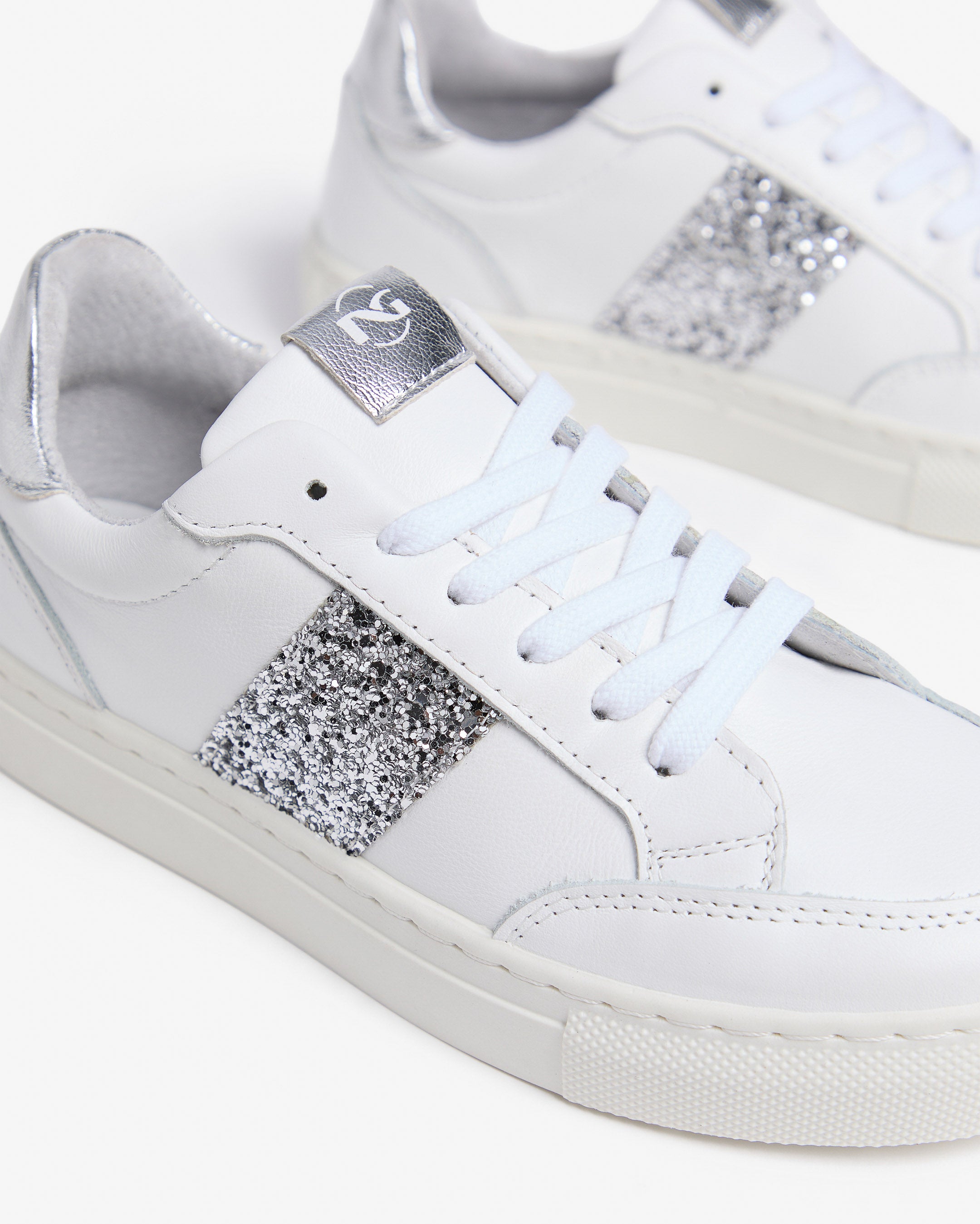 NeroGiardini Sneakers Fille Cuir Pointure 24-39 Respirantes