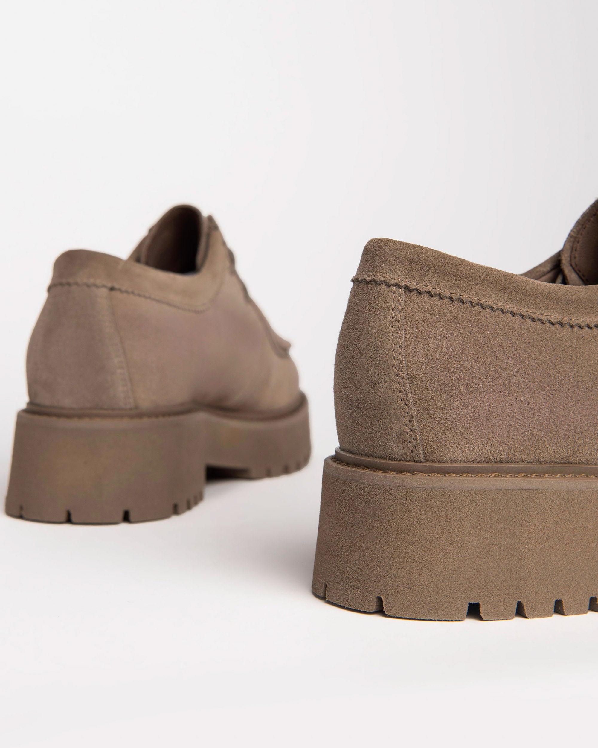 NeroGiardini Chaussures lacets cuir velours femme