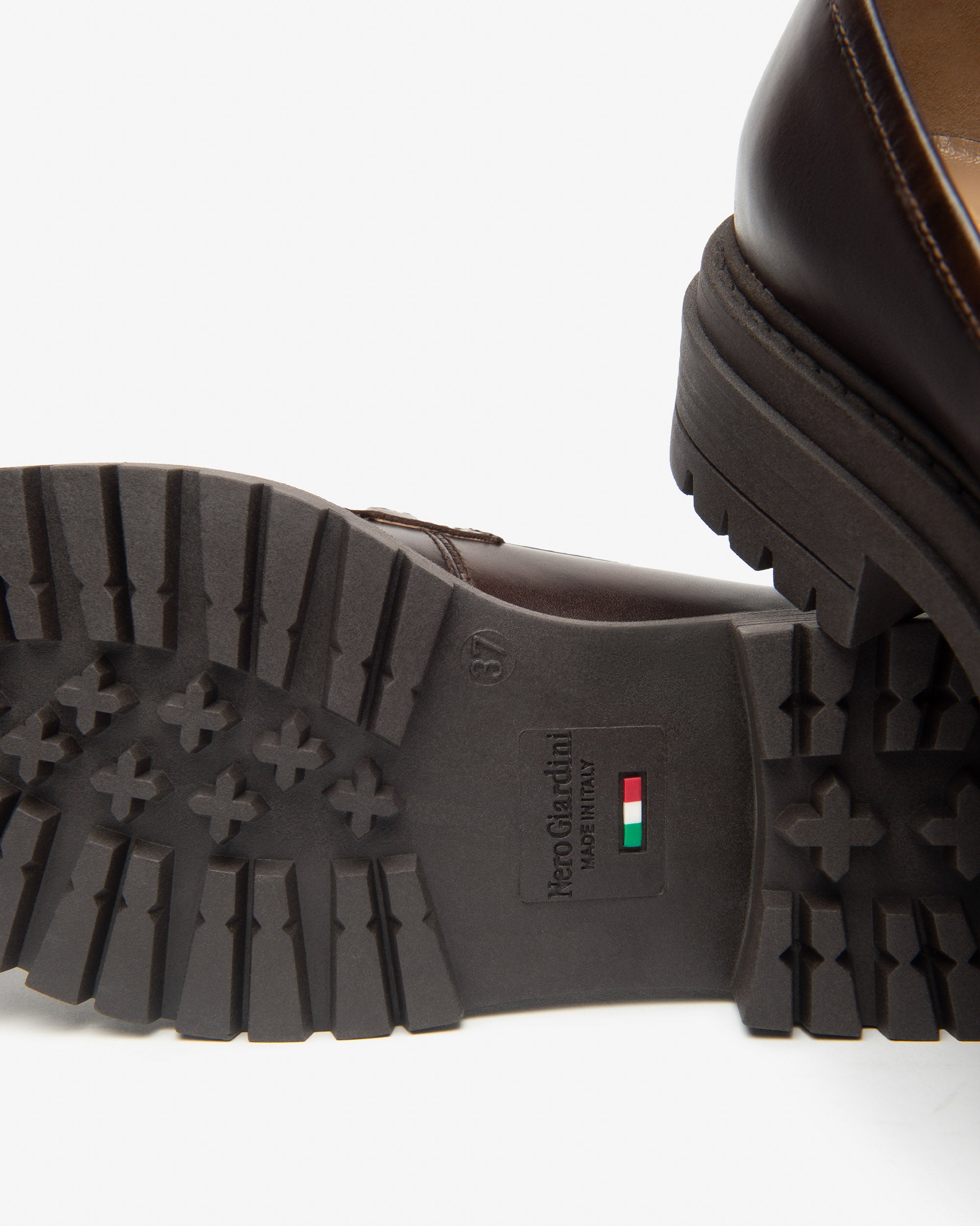 NeroGiardini Mocassins Femme Cuir Ville 38