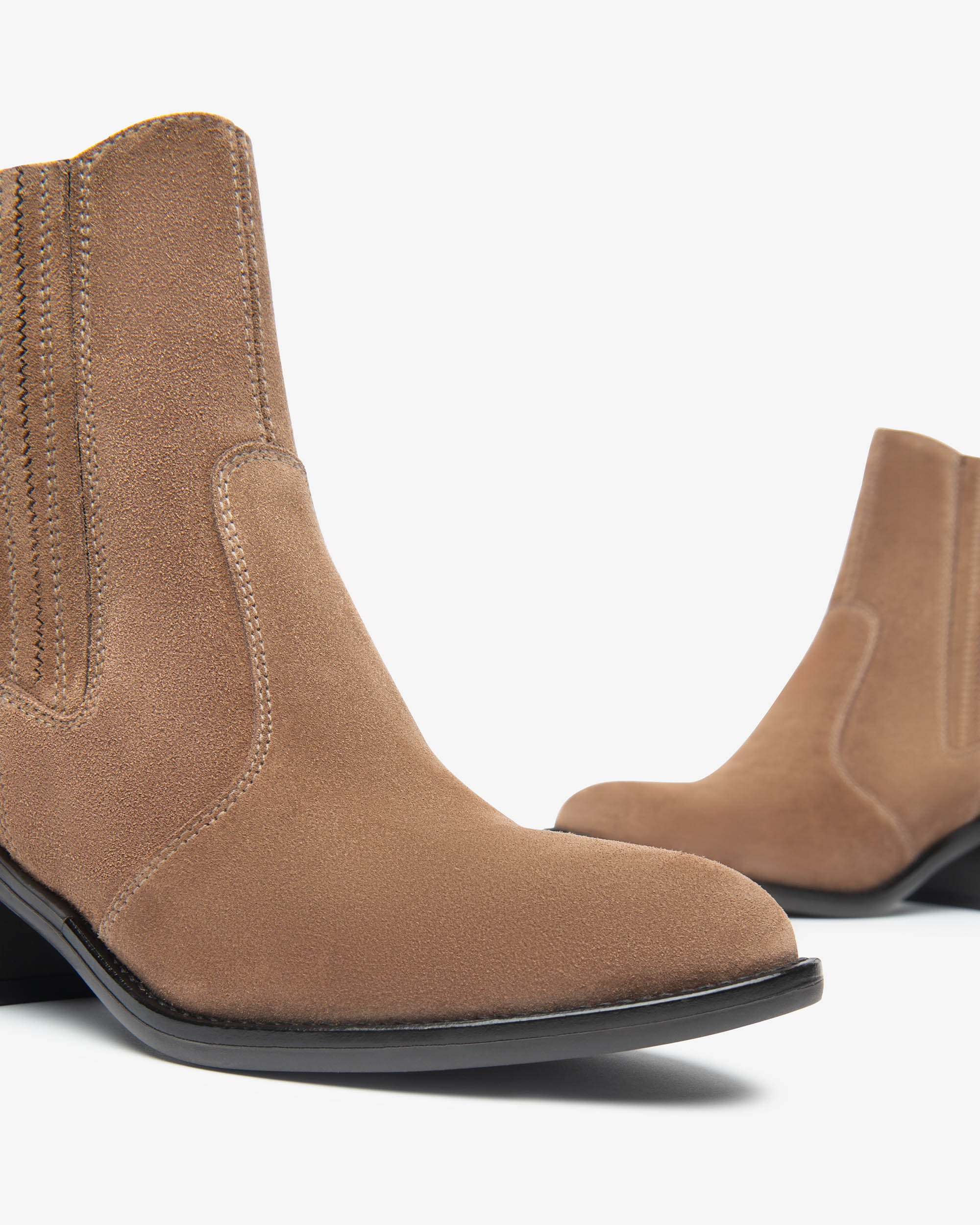 NeroGiardini Bottines Chelsea Femme Cuir Velours