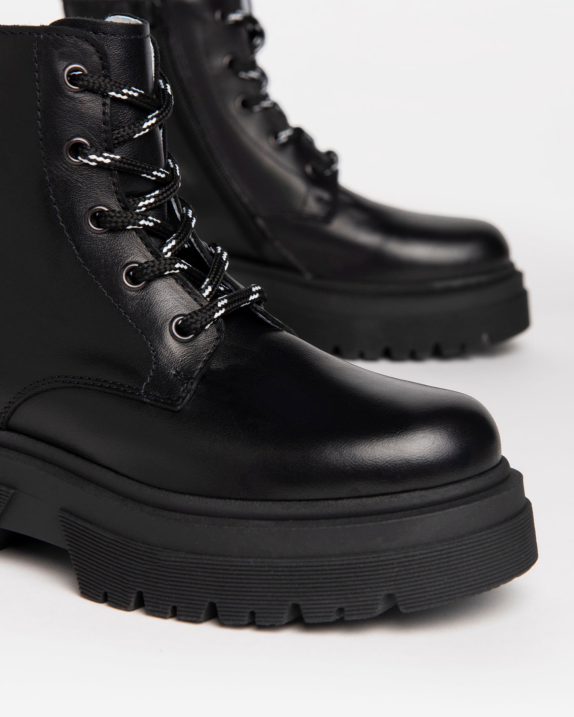 NeroGiardini Bottines teens fille cuir pointure 34